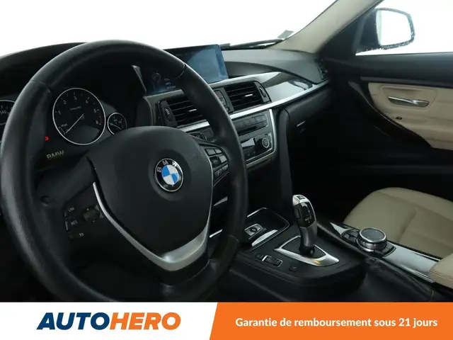 BMW 3 Series view 11