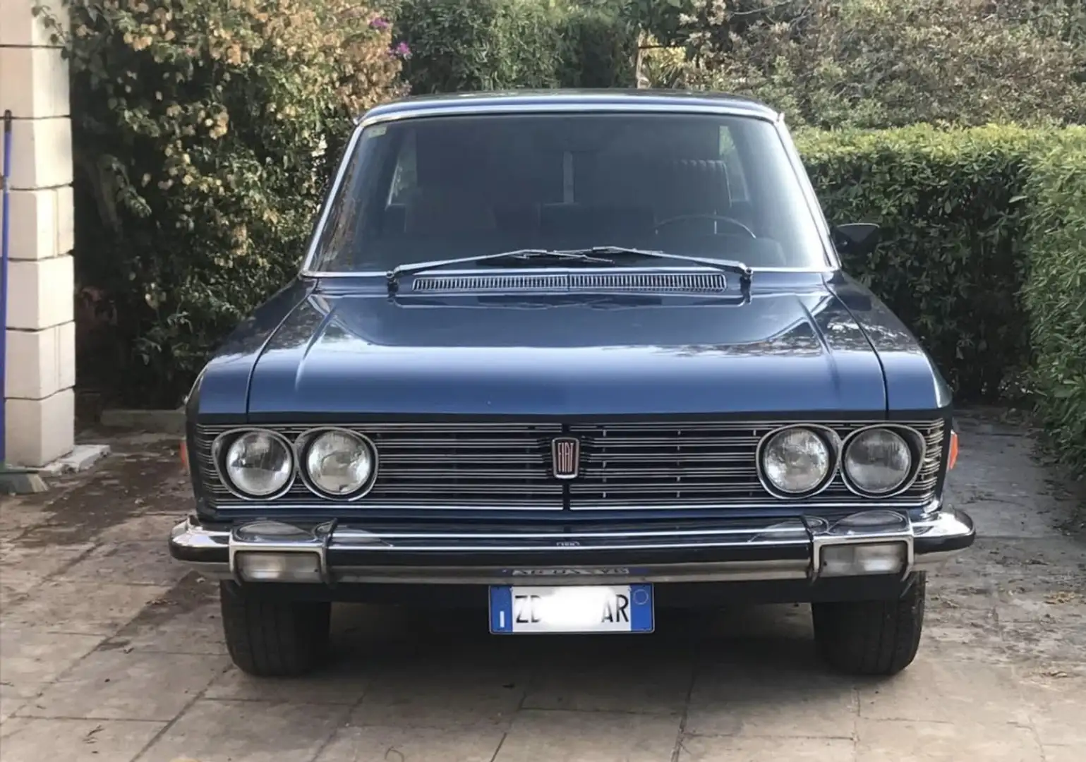 Fiat 130 manual Bleu - 1