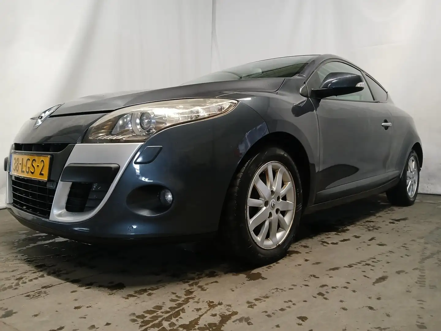 Renault Megane Coupé 1.4 TCe Privilège - Airco - Navi Grijs - 2