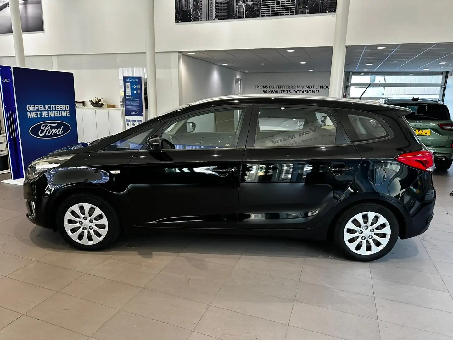 Kia Carens 1.6 GDi ComfortLine 7 PERSOONS | TREKHAAK | NAVI | Zwart - 2