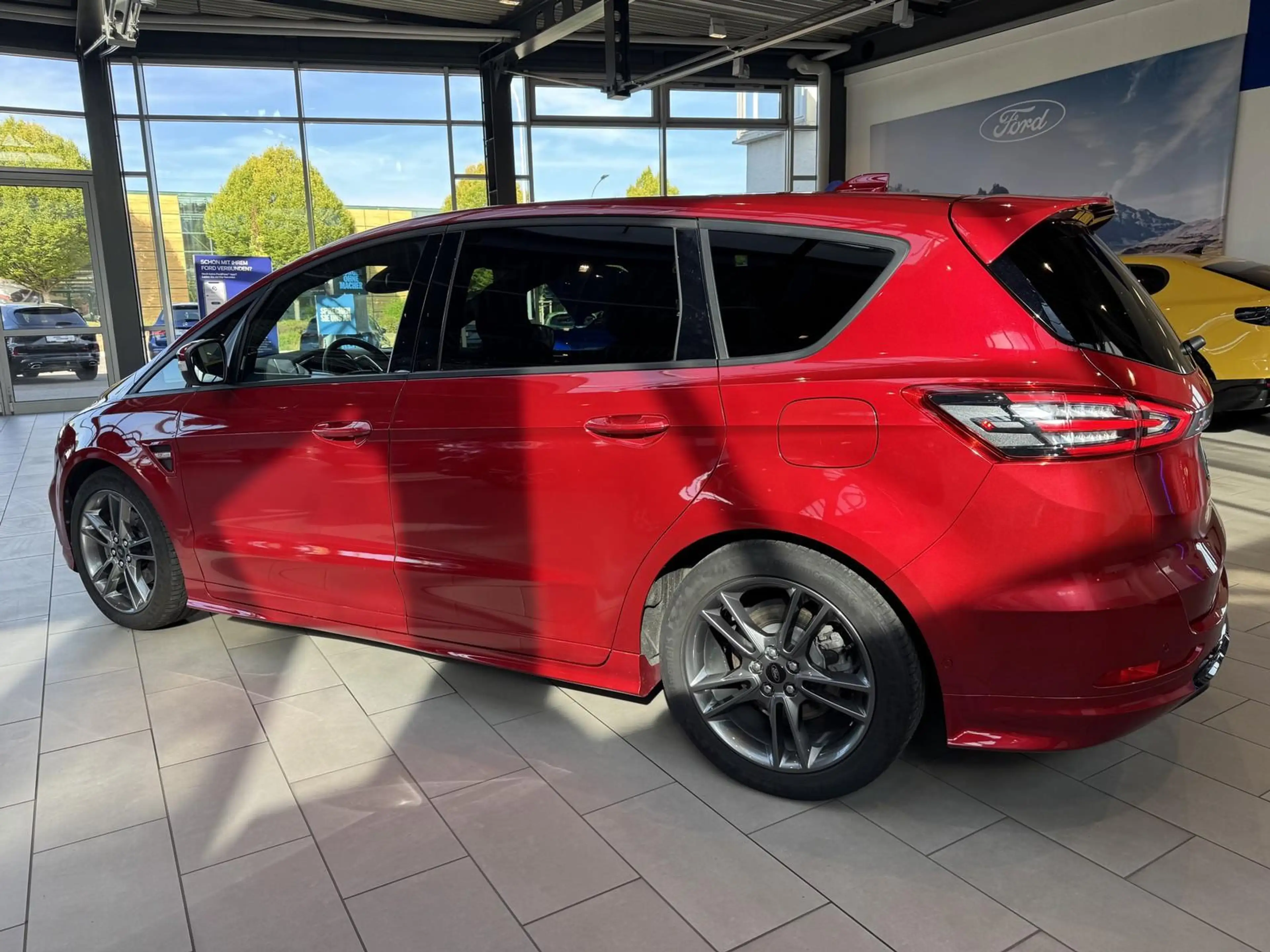 Ford S-Max FHEV Hybrid ST-Line Panorama + adapt. LED — photo 3