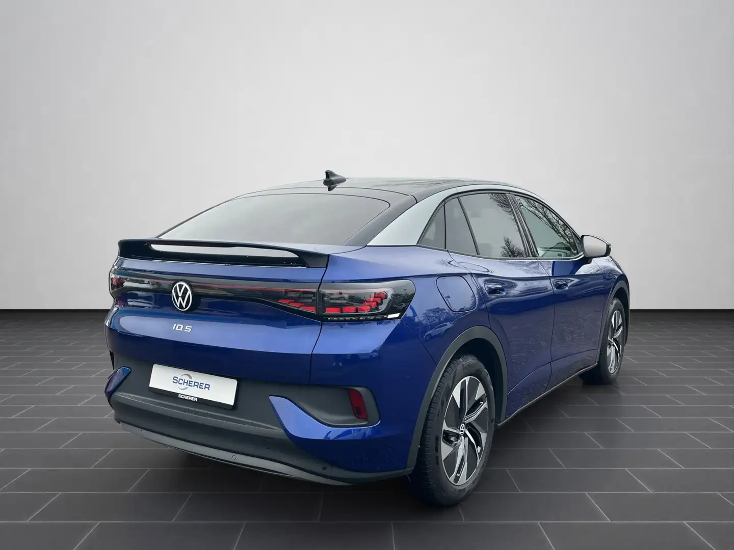 Volkswagen ID.5 Pure Wärmepumpe*SZH*Carplay*Navi 52 kWh Bat Blau - 2