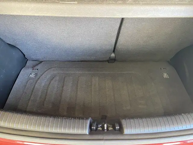 Hyundai i10 view 9