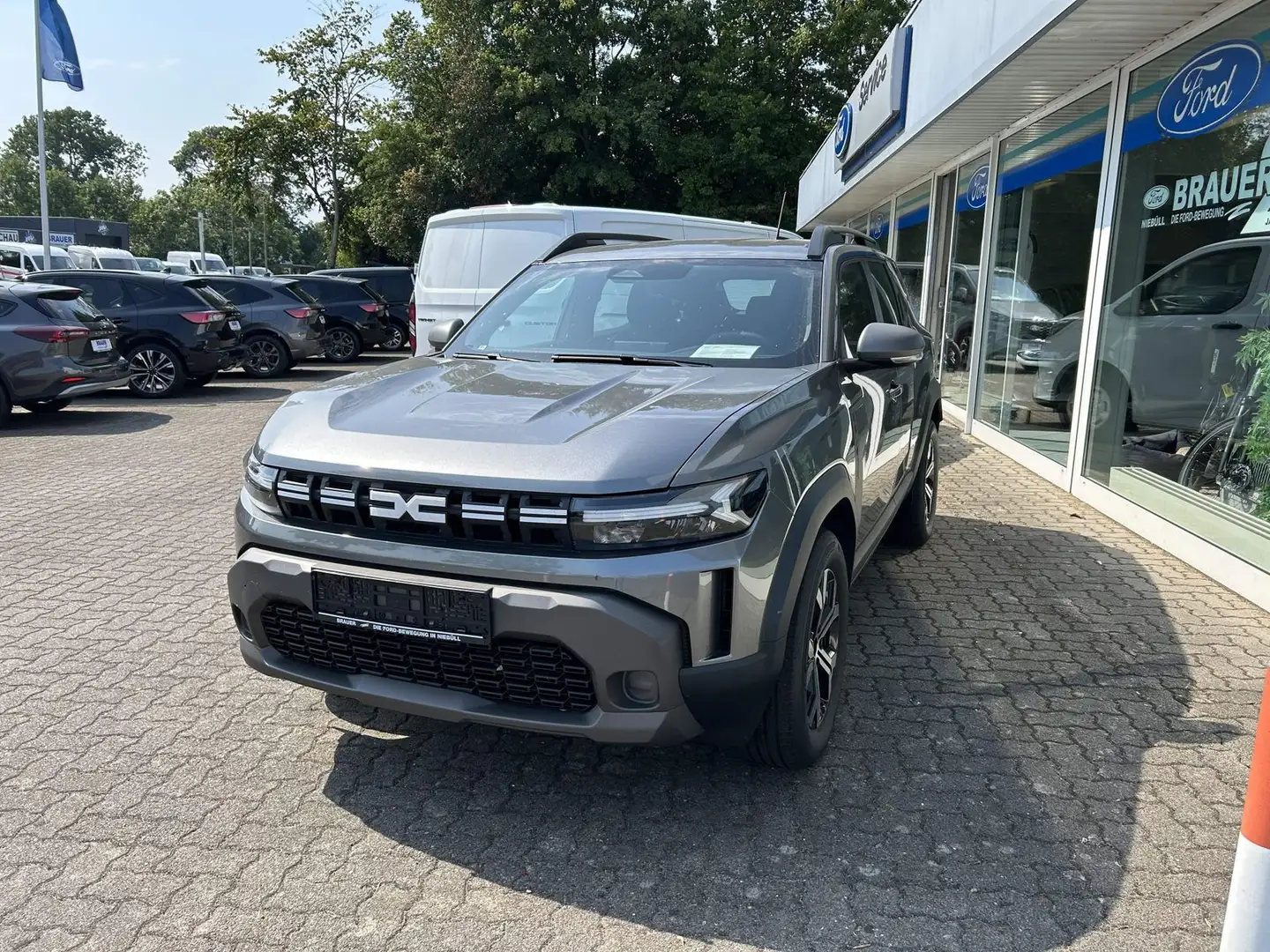 Dacia Duster III TCe 130 Expression Gris - 1