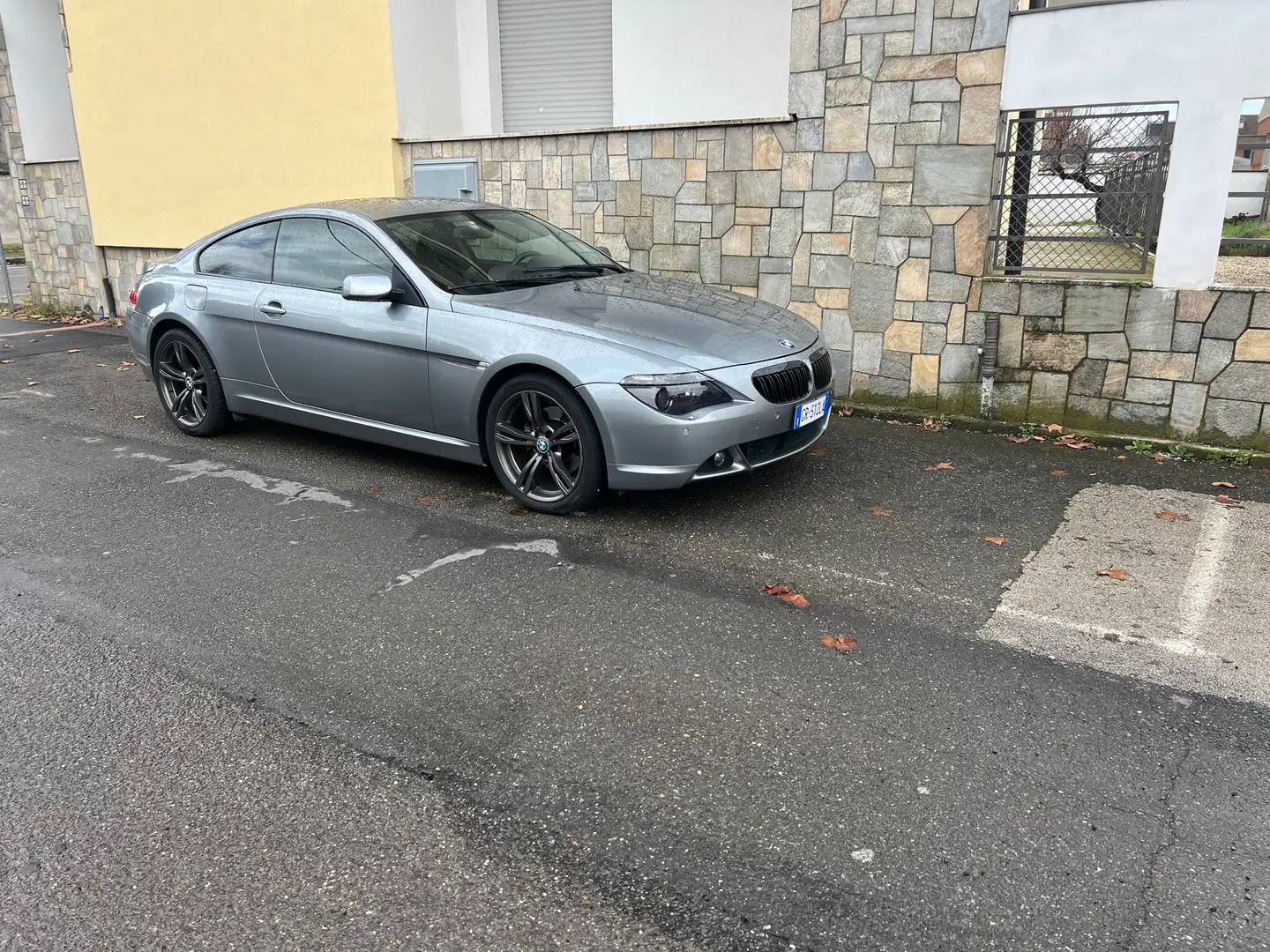 BMW 630 630Ci Coupe siva - 2