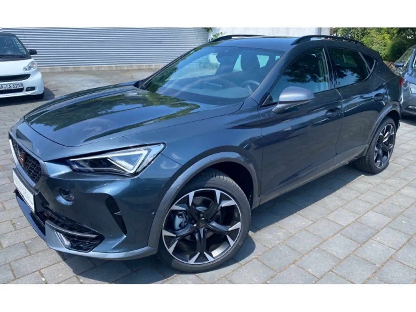 CUPRA Formentor Formentor 1.5 TSI DSG /NAVI/MATRIX/el.Heckkl. Gris - 1