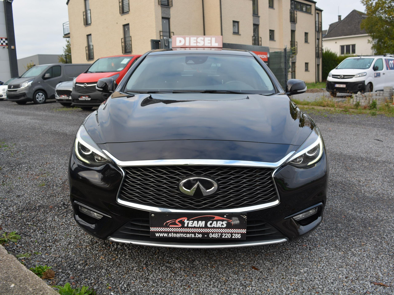 Infiniti Q30 Q30 1.5d Premium — photo 2