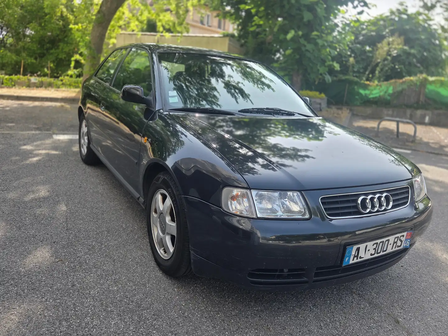 Audi A3 Ambition chassis sport Noir - 2