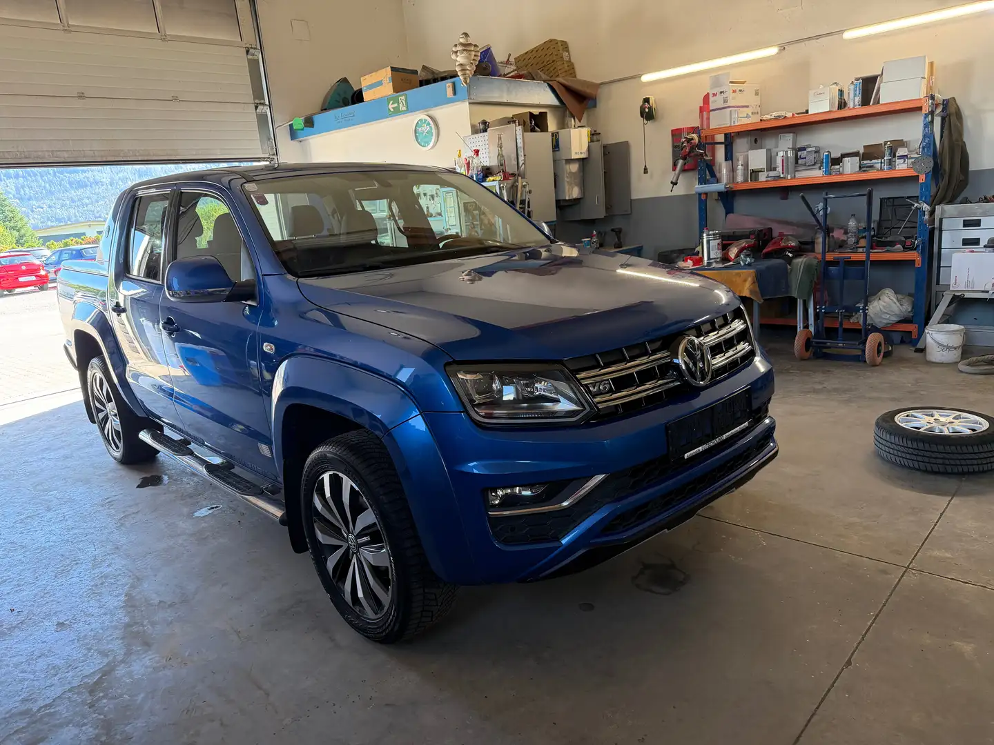 Volkswagen Amarok Amarok DoubleCab Aventura 3,0 TDI 4Motion Aut. Aventura Blau - 2