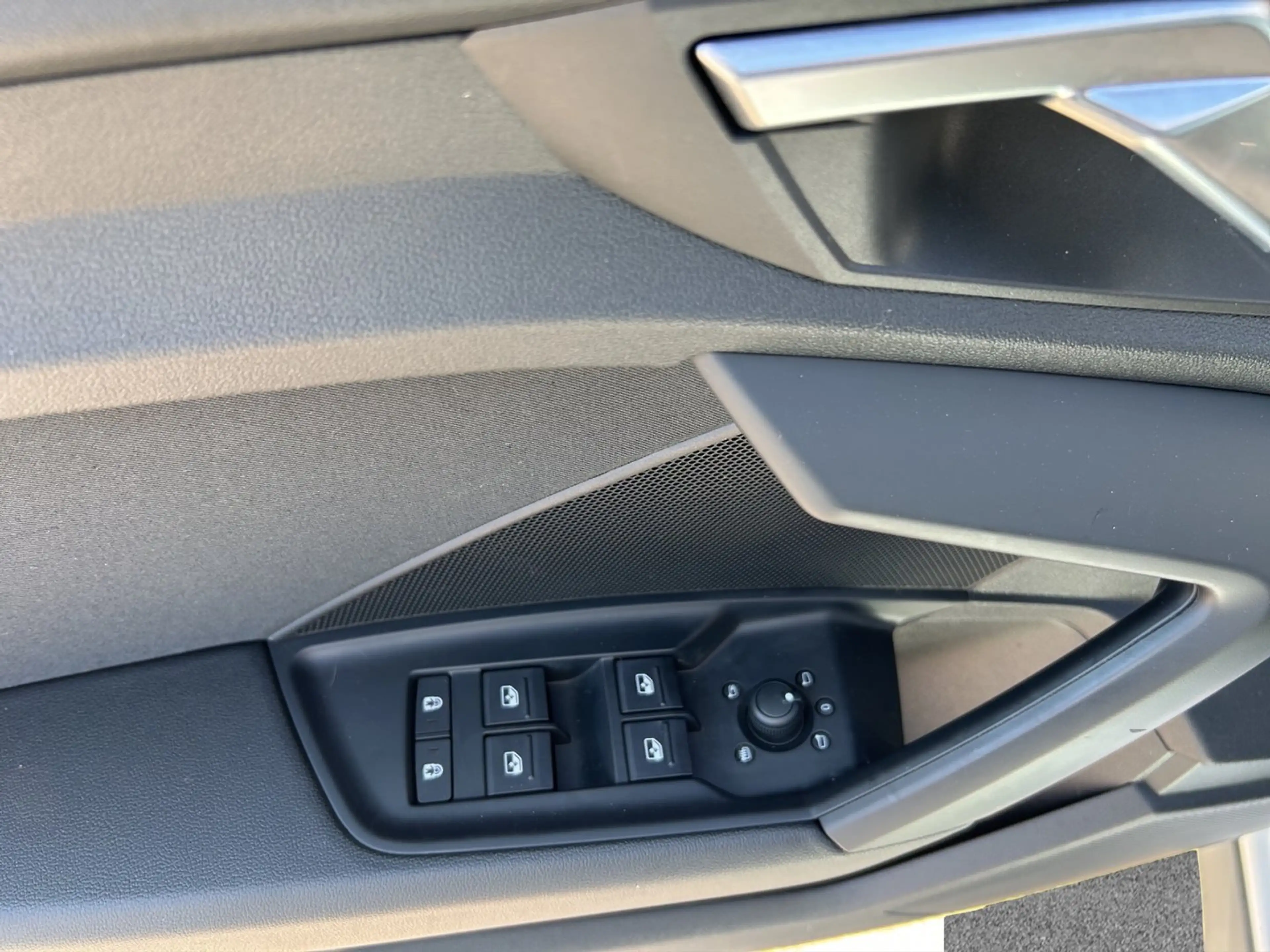Audi A3 30 TFSI intense — photo 14