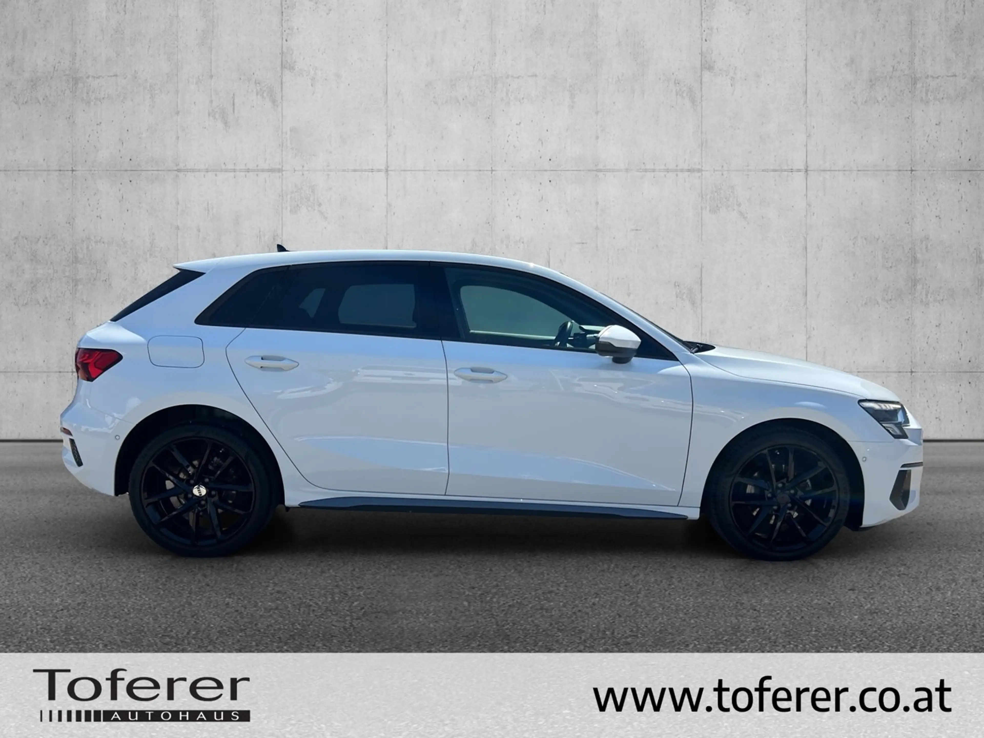 Audi A3 30 TFSI intense — photo 4