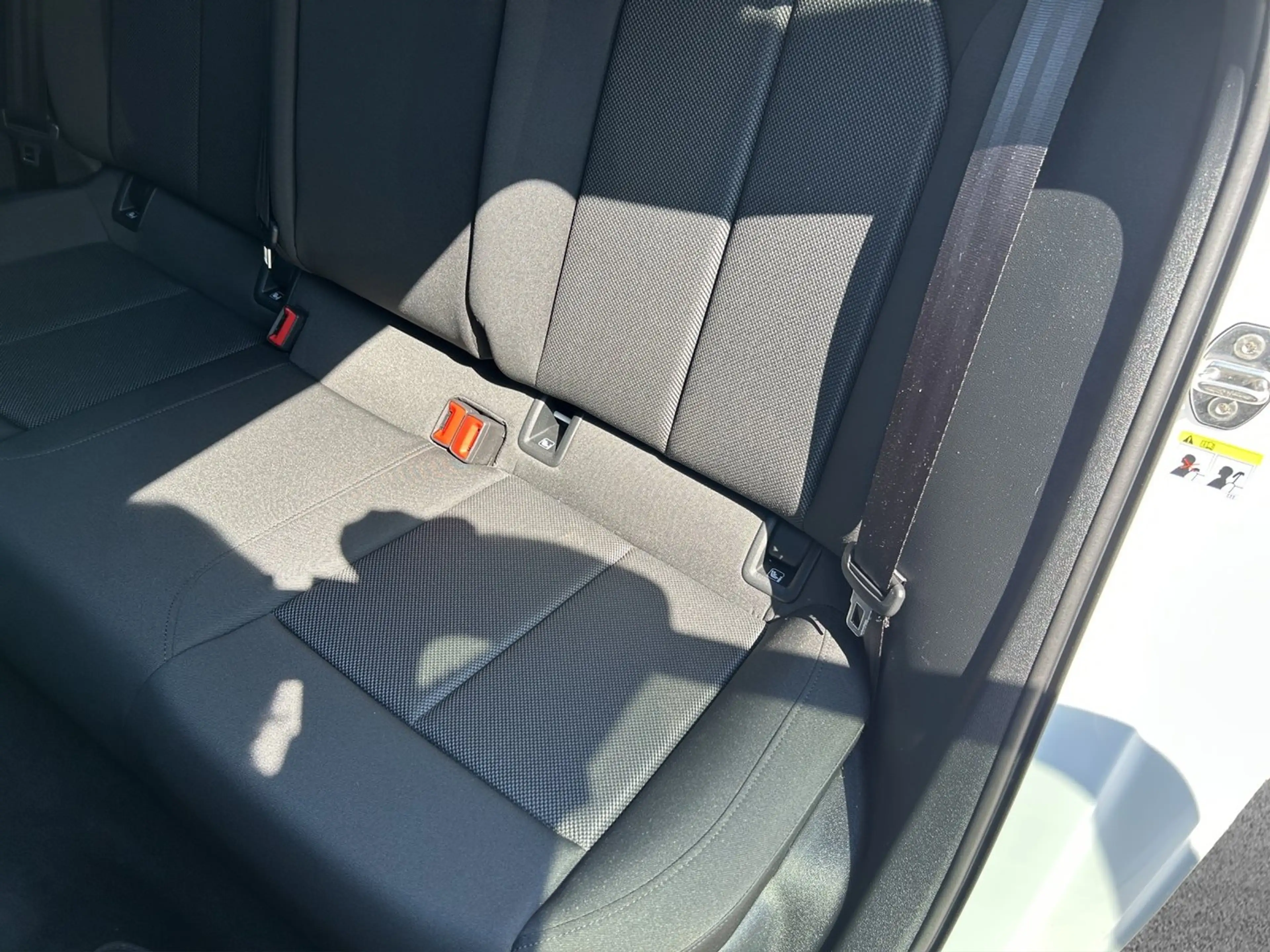 Audi A3 30 TFSI intense — photo 7