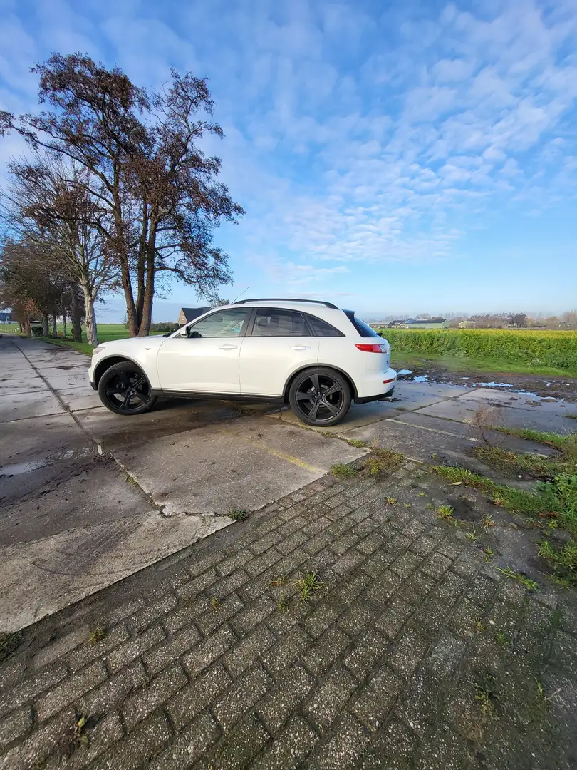 Infiniti FX FX45 LPG! 4.5 V8 AWD Білий - 1