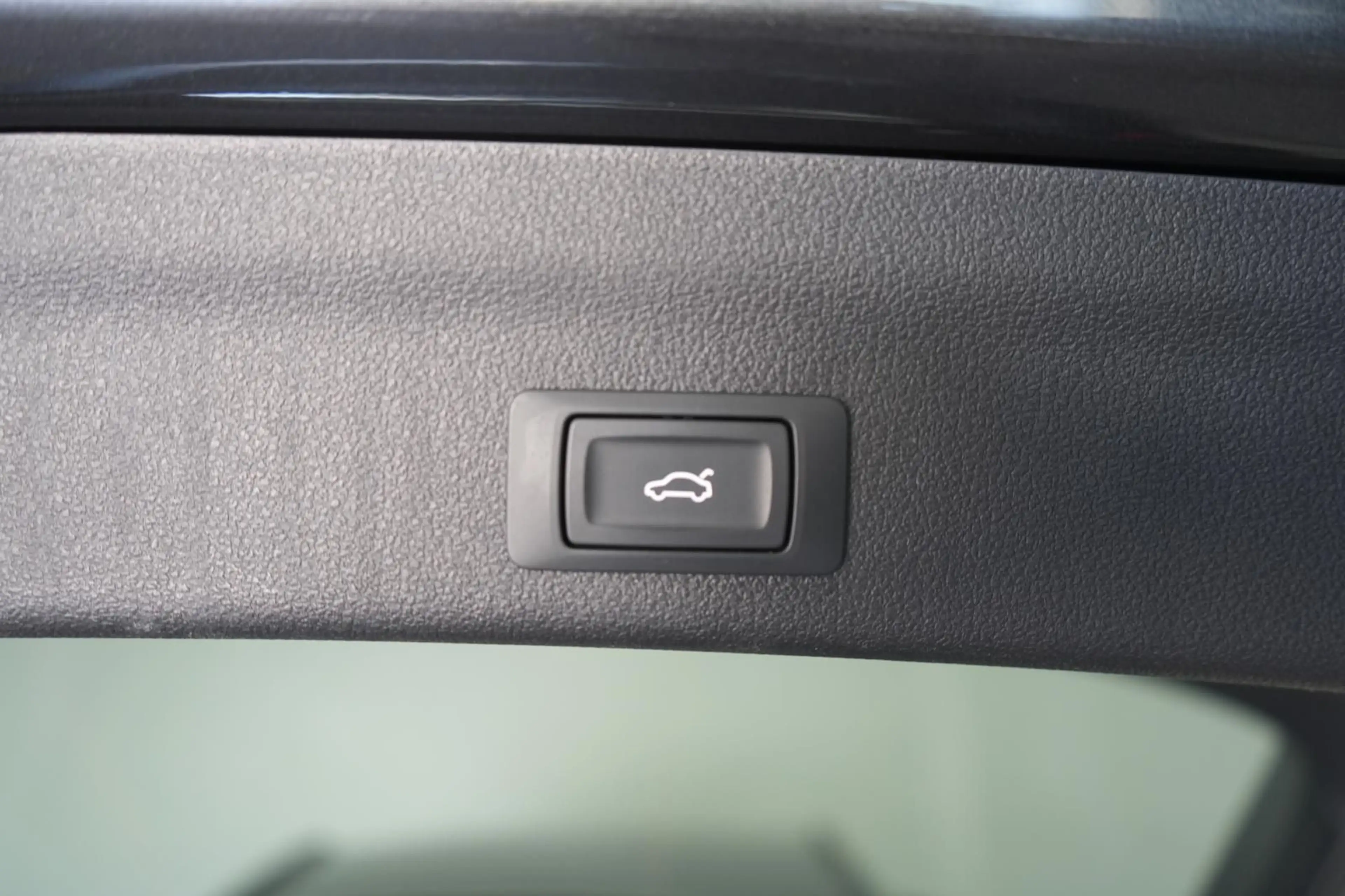 Audi A6 40 TDI S tronic Leder/ACC/Virtual/Lane/ — photo 9