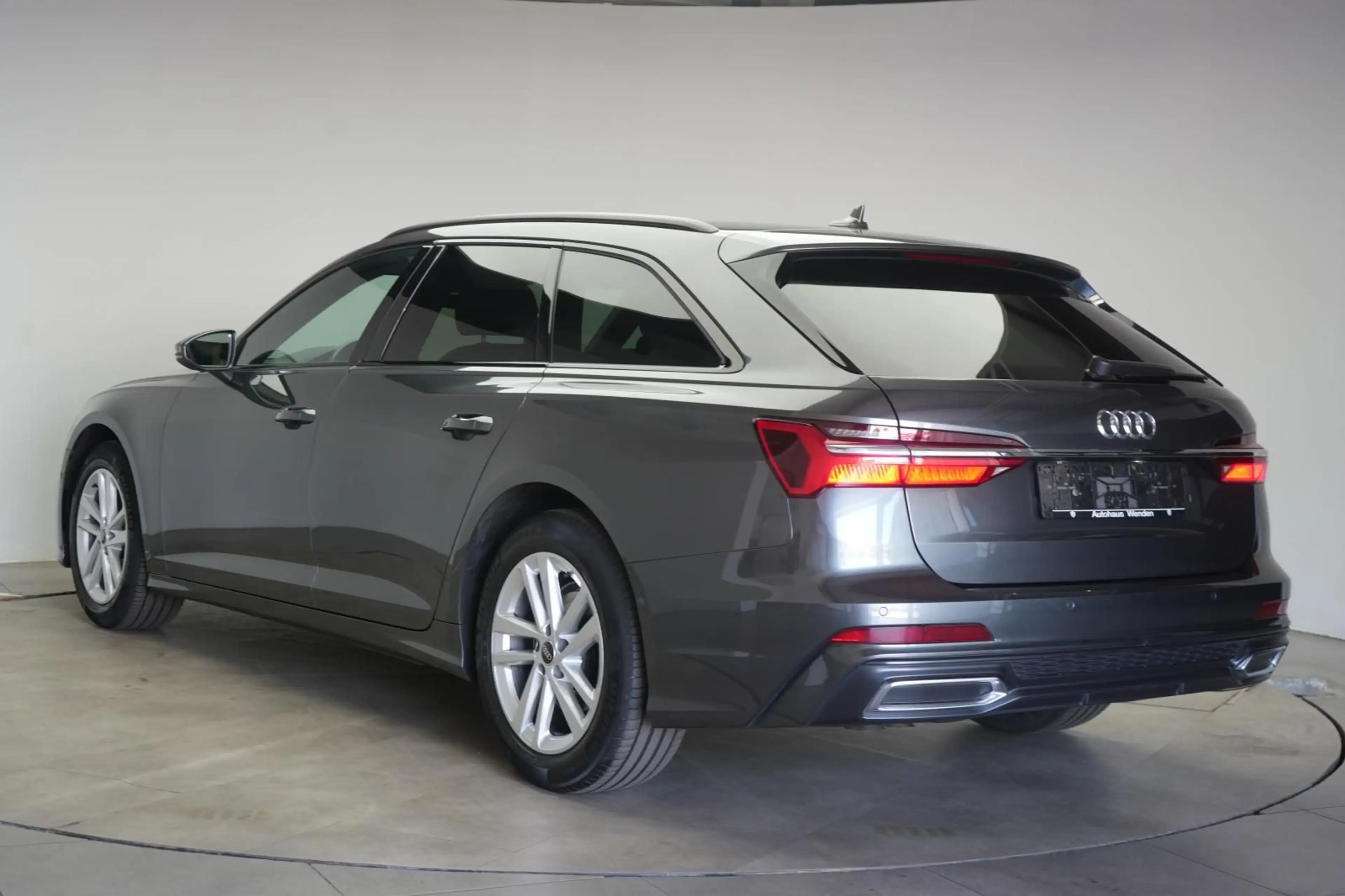Audi A6 40 TDI S tronic Leder/ACC/Virtual/Lane/ — photo 4