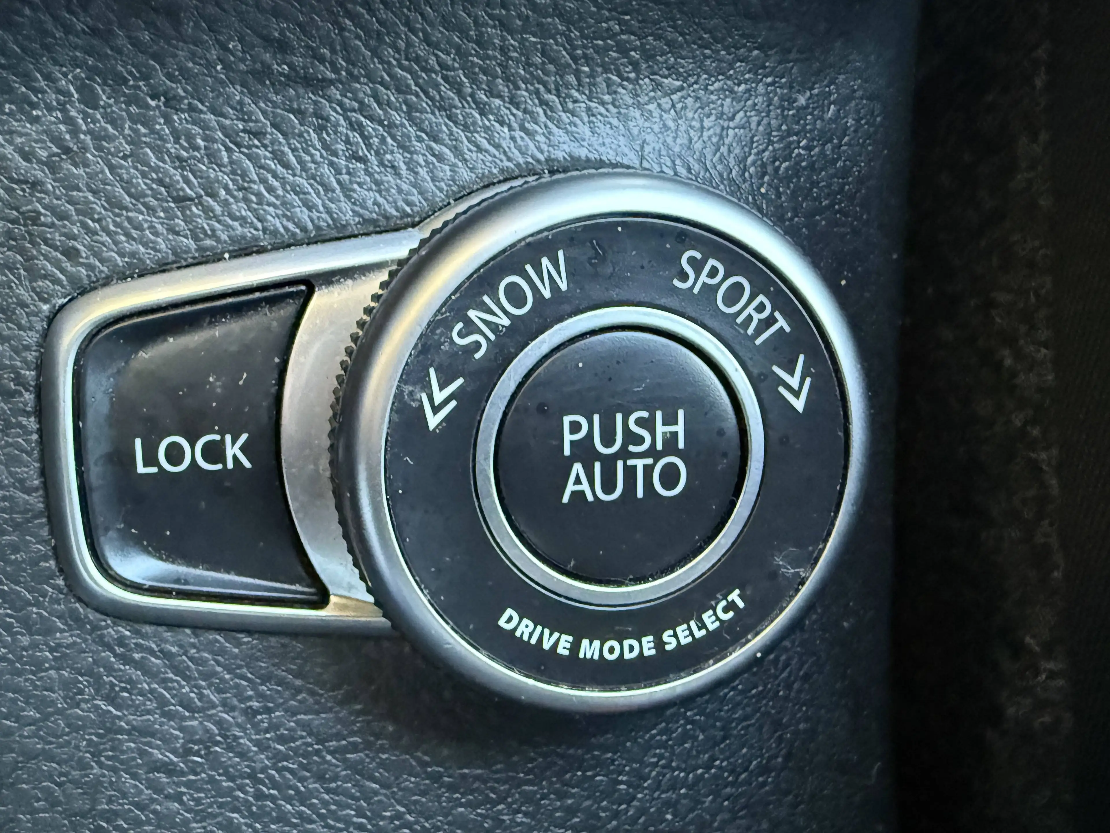 Suzuki S-Cross 1,4 GL  Hybrid ALLGRIP shine - ERSTBESITZ — photo 14