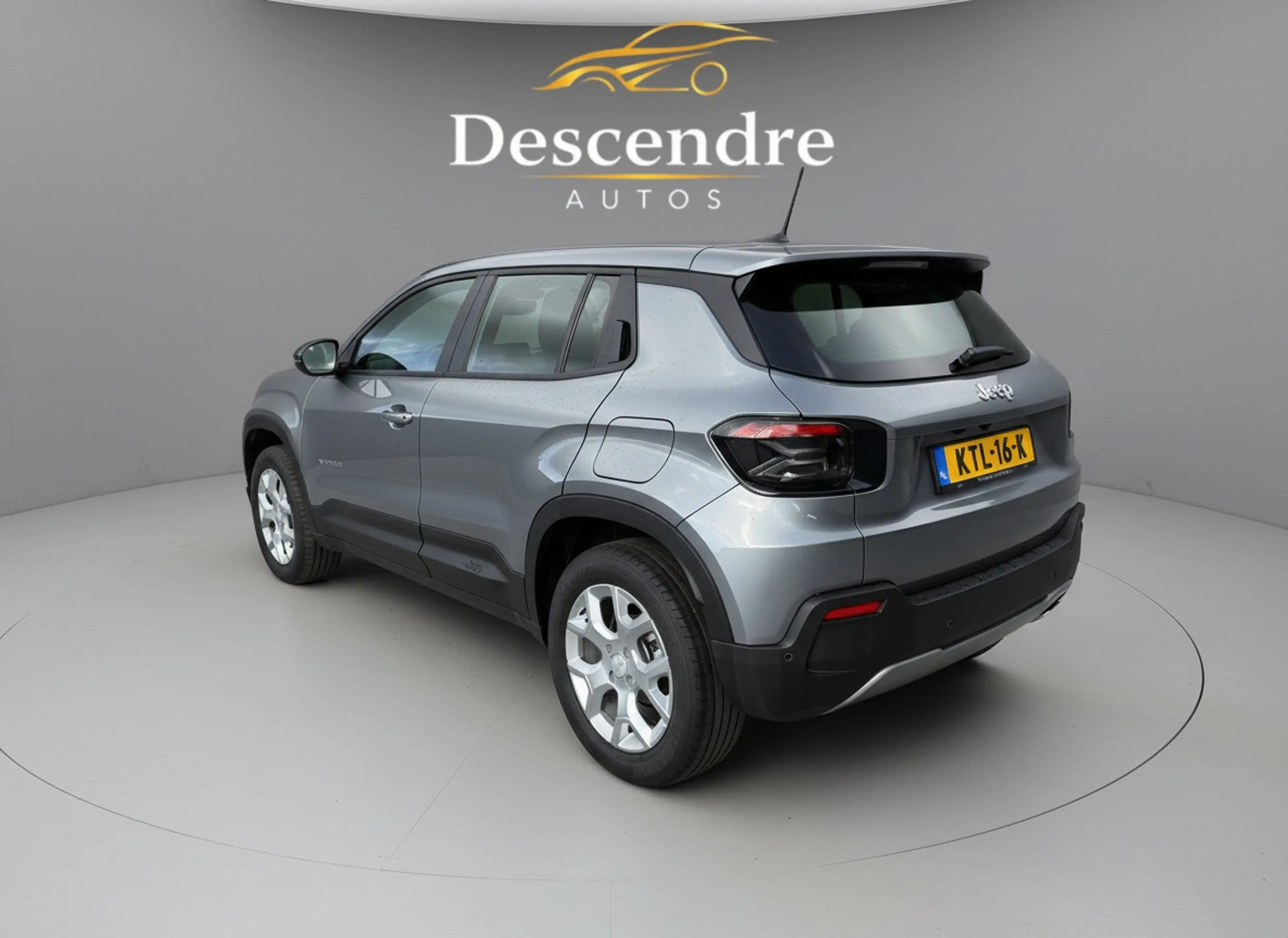 Jeep Avenger 1.2 e-Hybrid Altitude jbl, virtual dis, led — photo 4