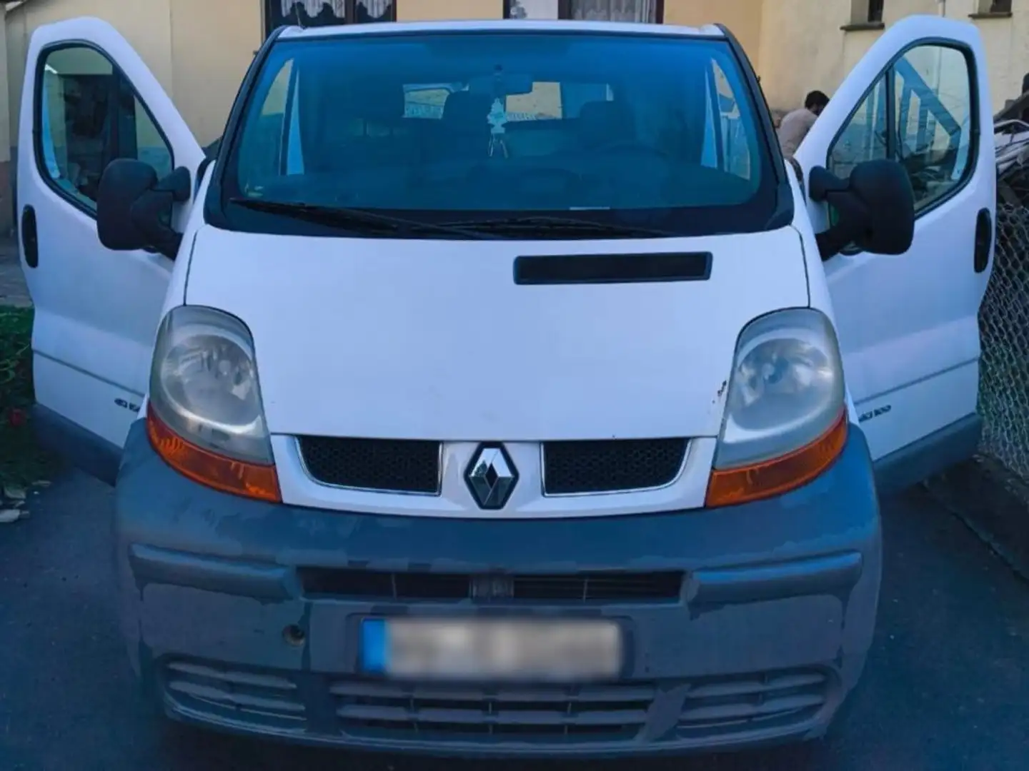 Renault Trafic Blanc - 1