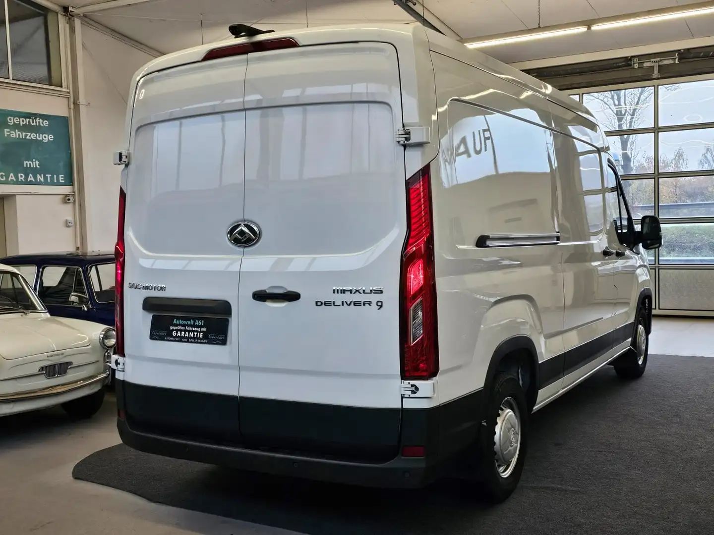 Maxus Deliver 9 Deliver 9 2.0 Transporter FWD KOMFORT L3H2 Weiß - 2