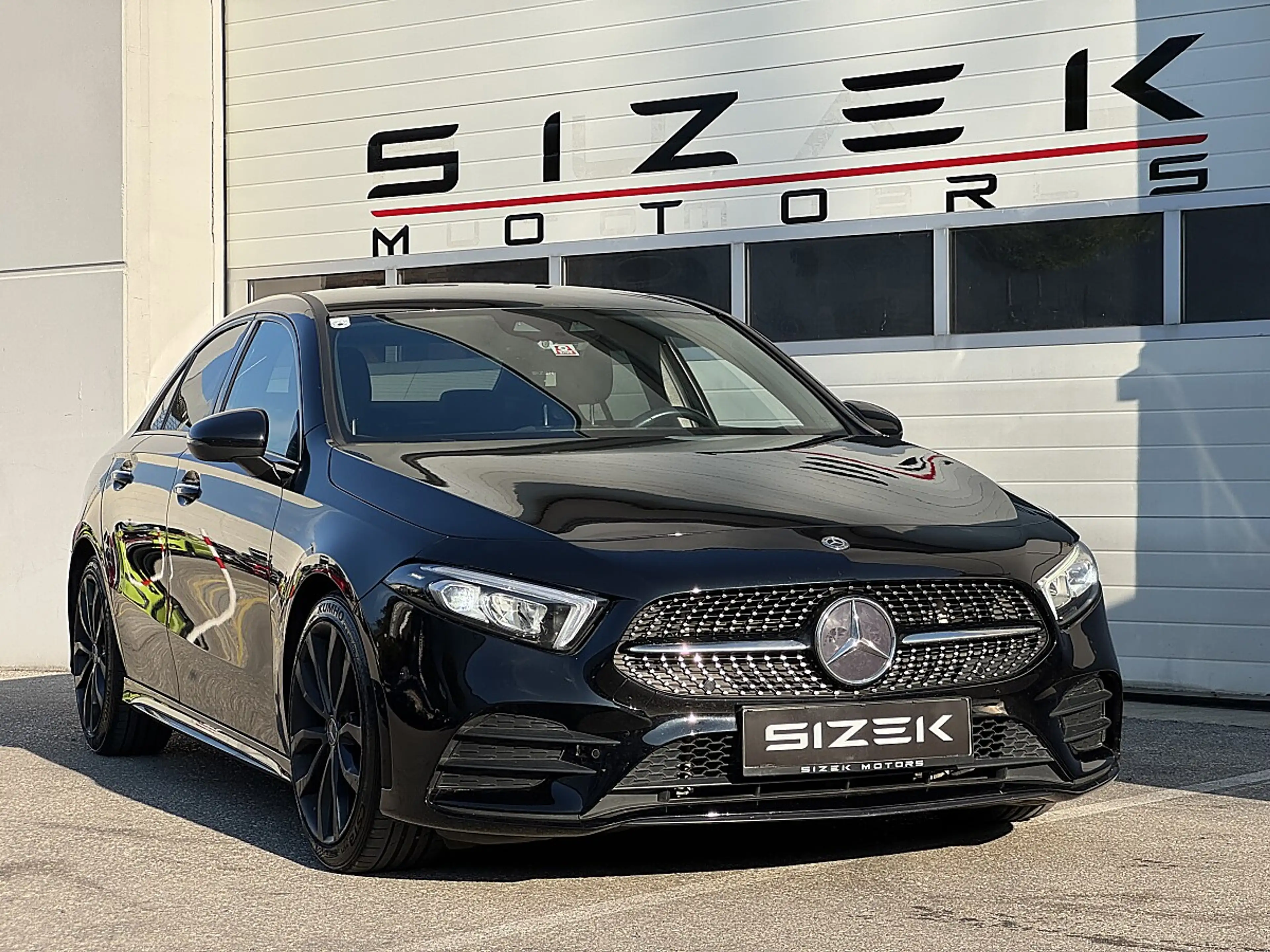Mercedes-Benz A 180 d Aut.AMG Line | 7G-DCT | Navi | CarPlay | Keyl... — photo 2