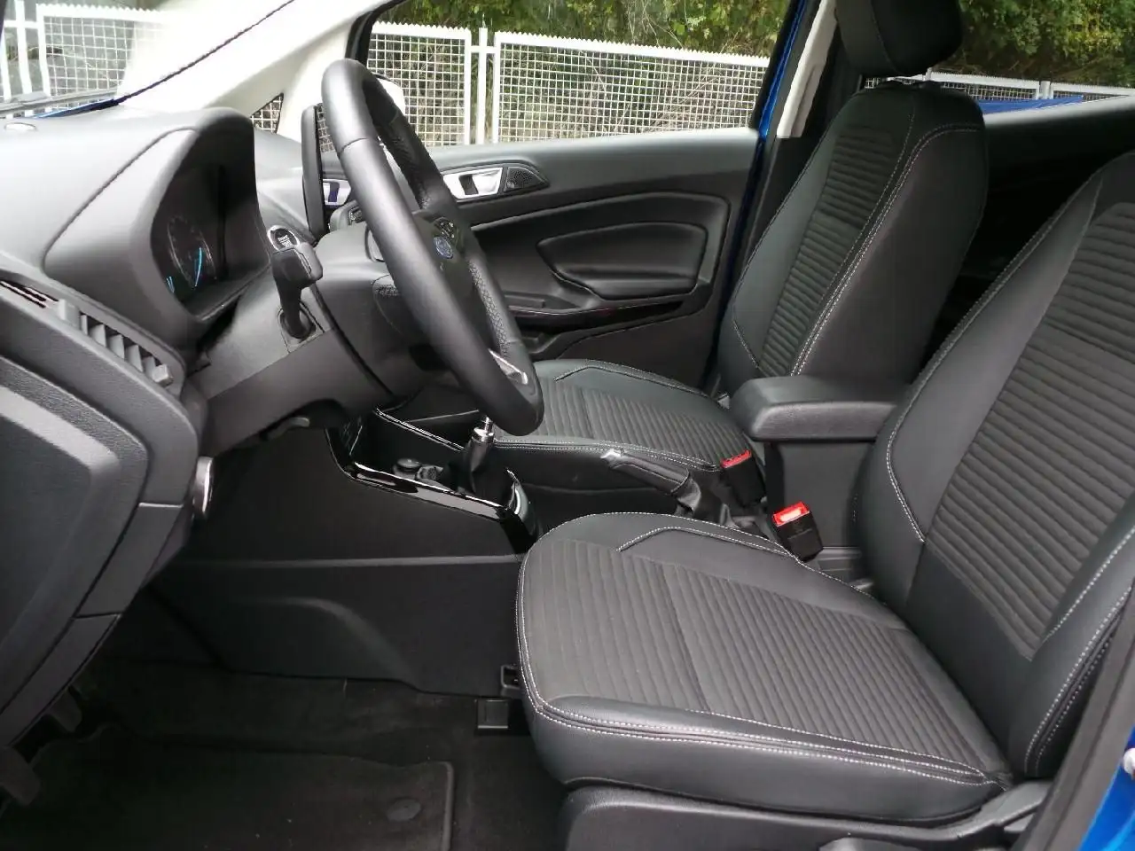 Ford EcoSport Titanium KLIMA Navi DAB AHK Winterp, миниатюра 8