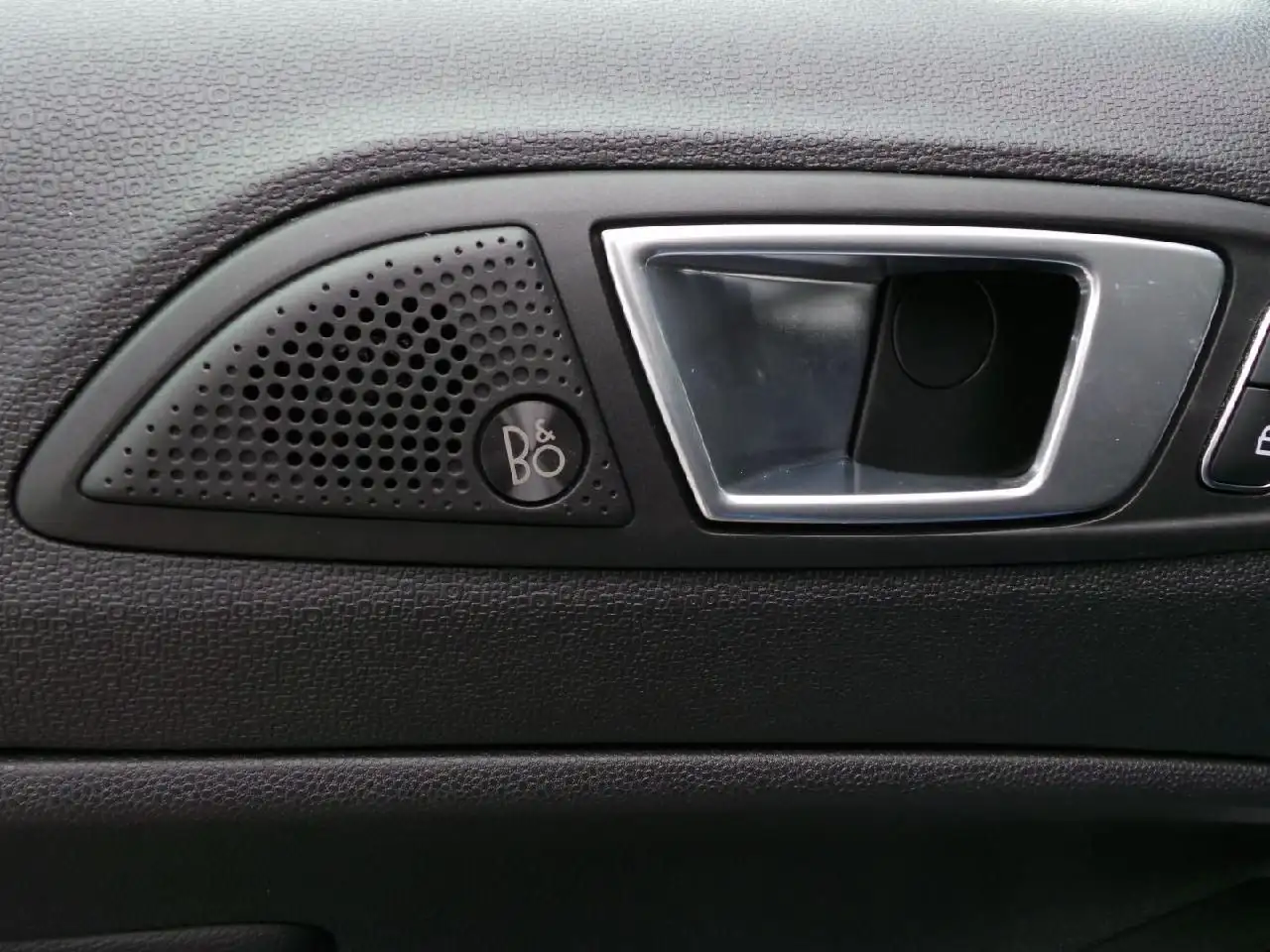 Ford EcoSport Titanium KLIMA Navi DAB AHK Winterp, миниатюра 23