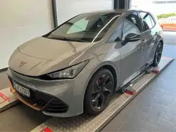 Cupra Born 204PS/62kWh ACC+TOTW+KESSY+RKAM+behLR+SHZ