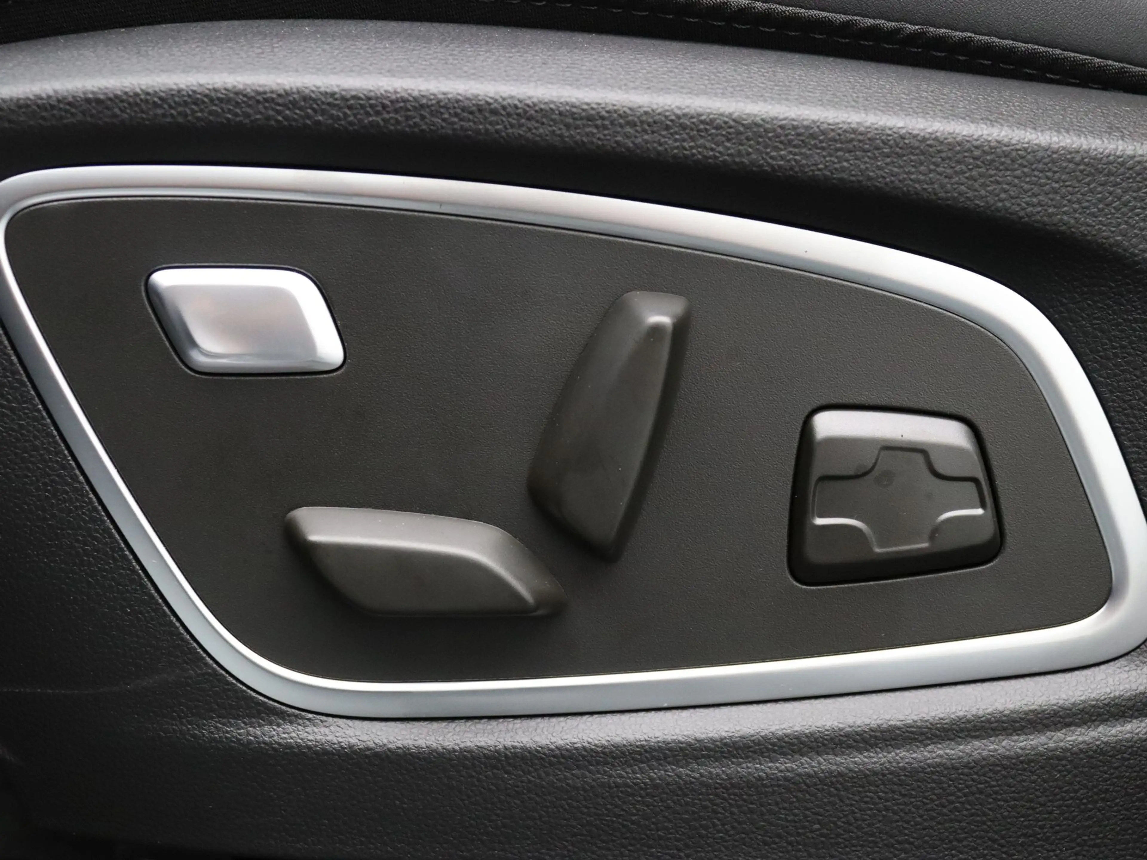 Renault Espace E-Tech full hybrid 200 esprit Alpine 7p. Apple Car — photo 28