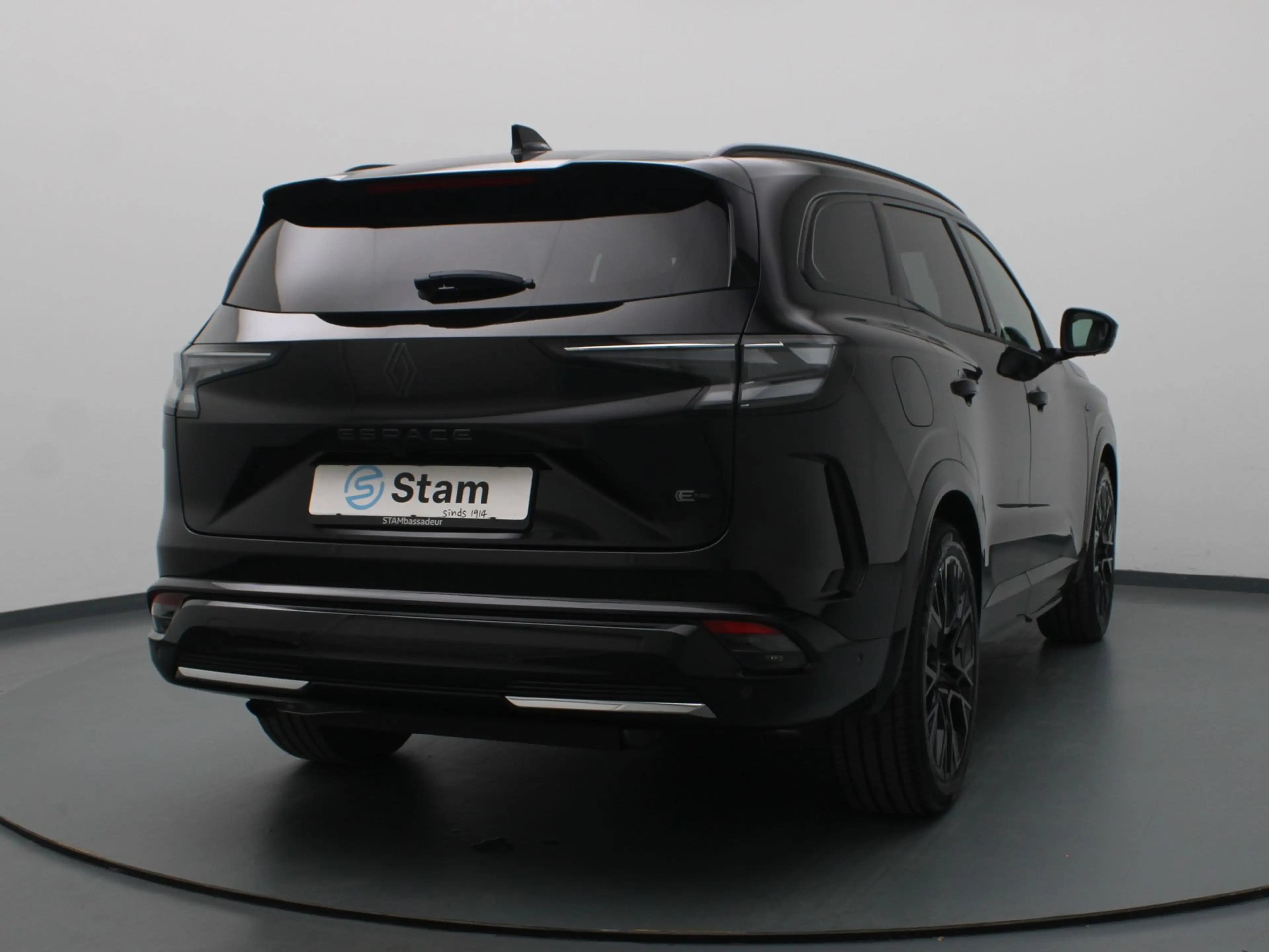 Renault Espace E-Tech full hybrid 200 esprit Alpine 7p. Apple Car — photo 18