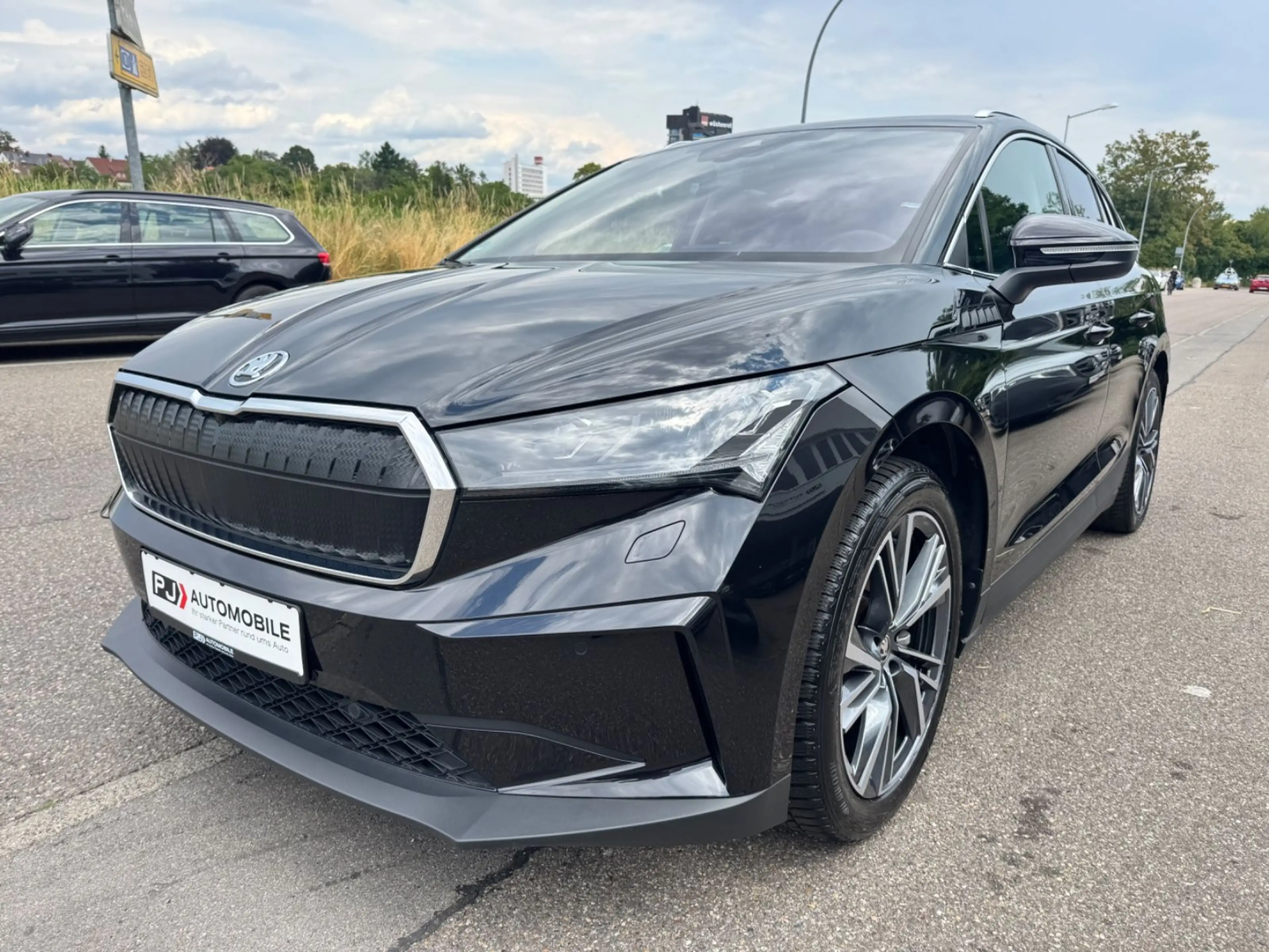 Skoda Enyaq iV 80 Suite Navi LED Kamera ACC AHK 1.H — photo 2