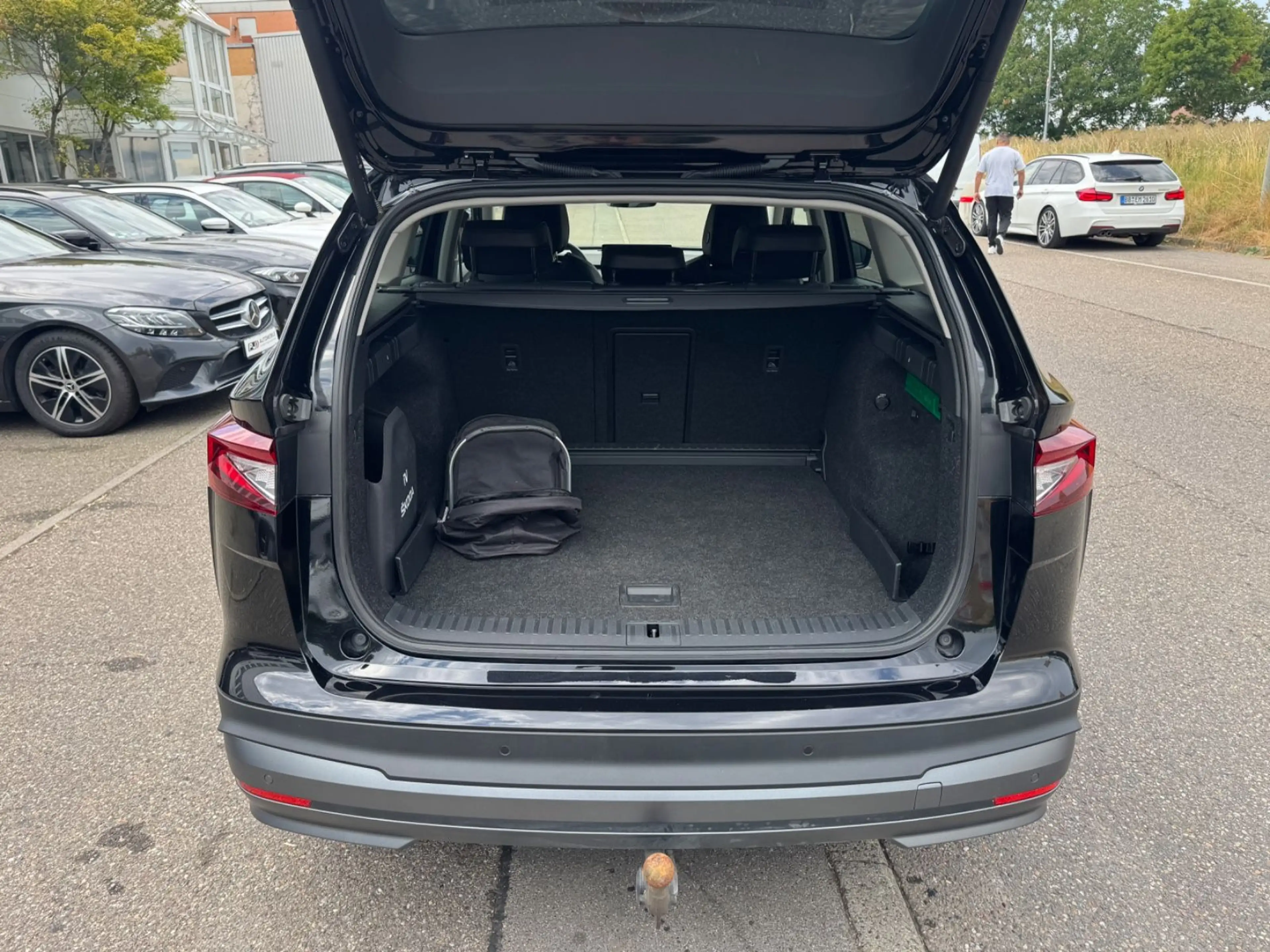Skoda Enyaq iV 80 Suite Navi LED Kamera ACC AHK 1.H — photo 15