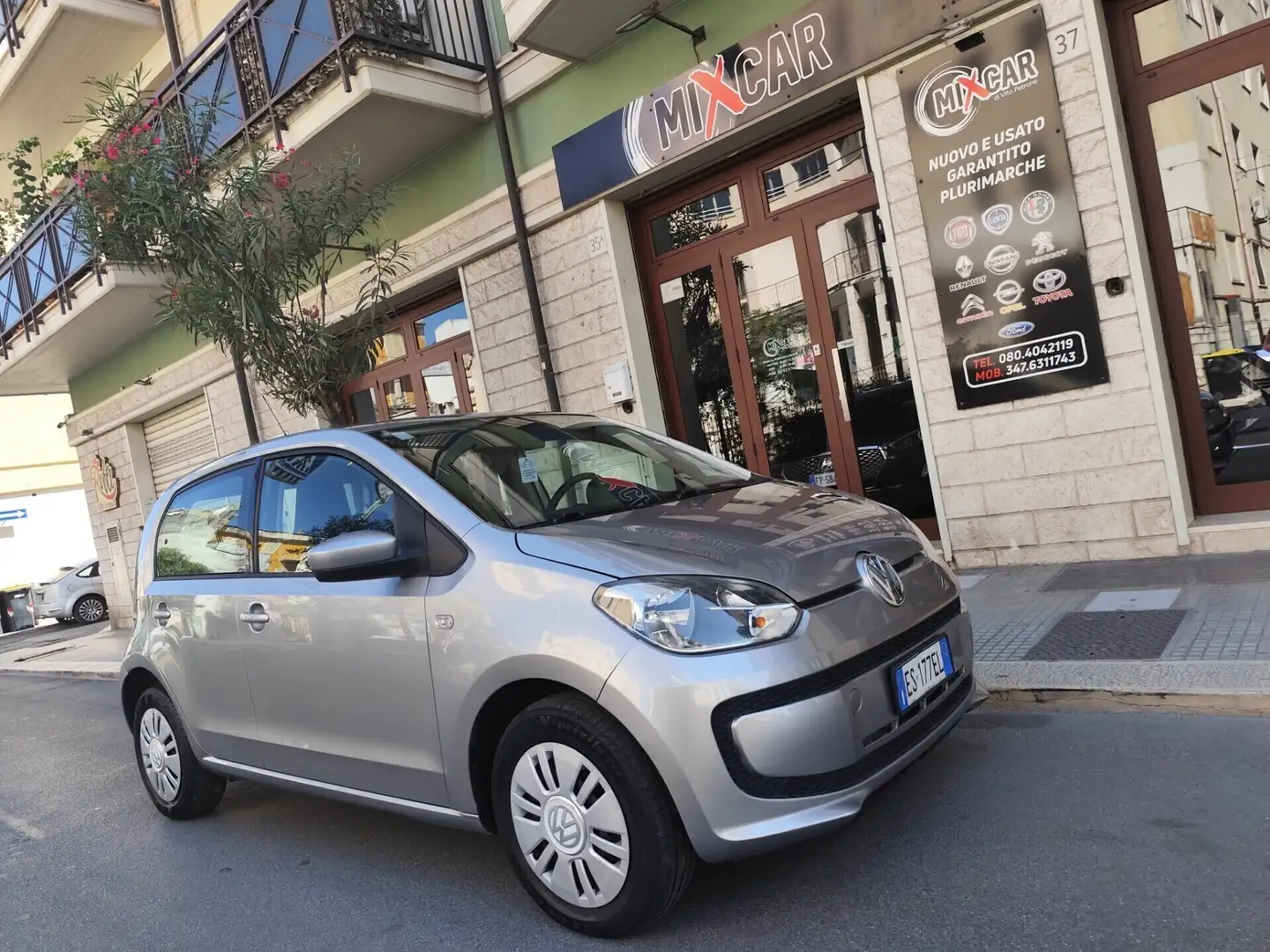 Volkswagen up! 1.0 5p. move up! 60cv PERFETTA Grigio - 1