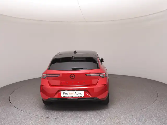 Opel Astra view 6