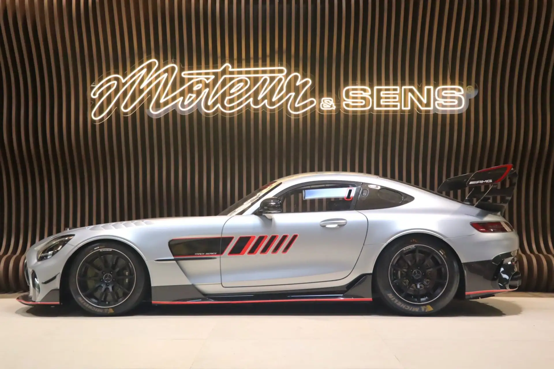 벤츠 AMG GT 4-Door Coupe 63 S 2022 화이트 사진 5