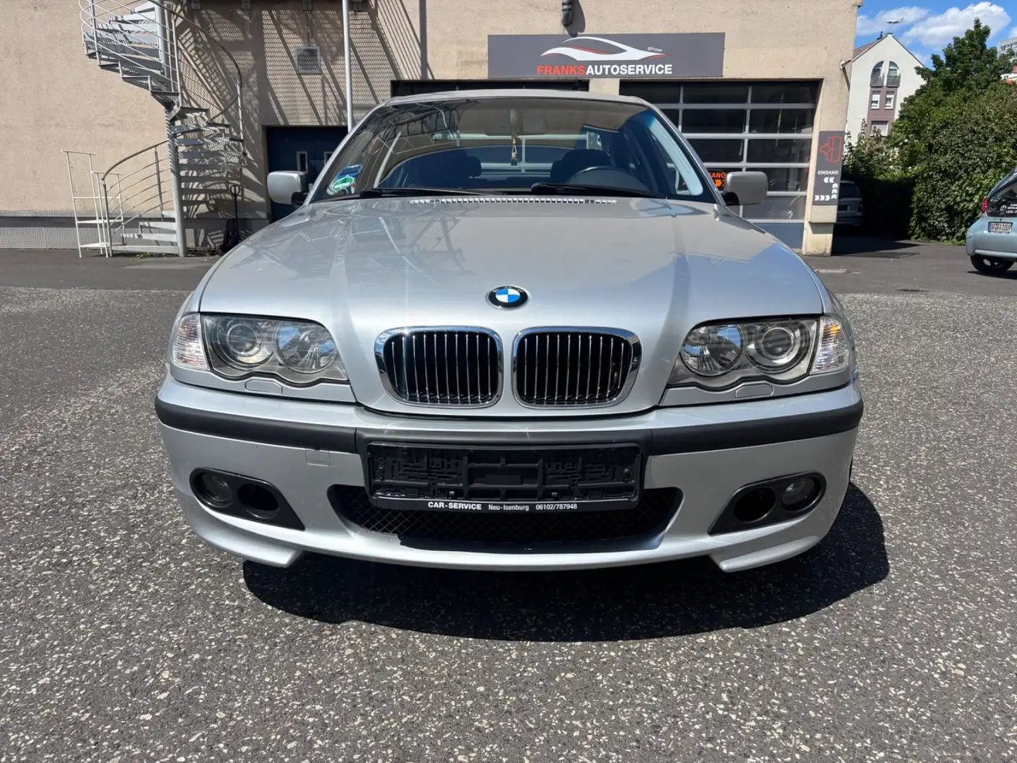 BMW 330 xi Automatik Limousine Allrad 1A Argent - 2