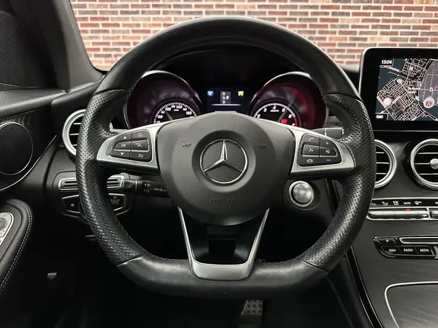 Mercedes-Benz 250 view 12