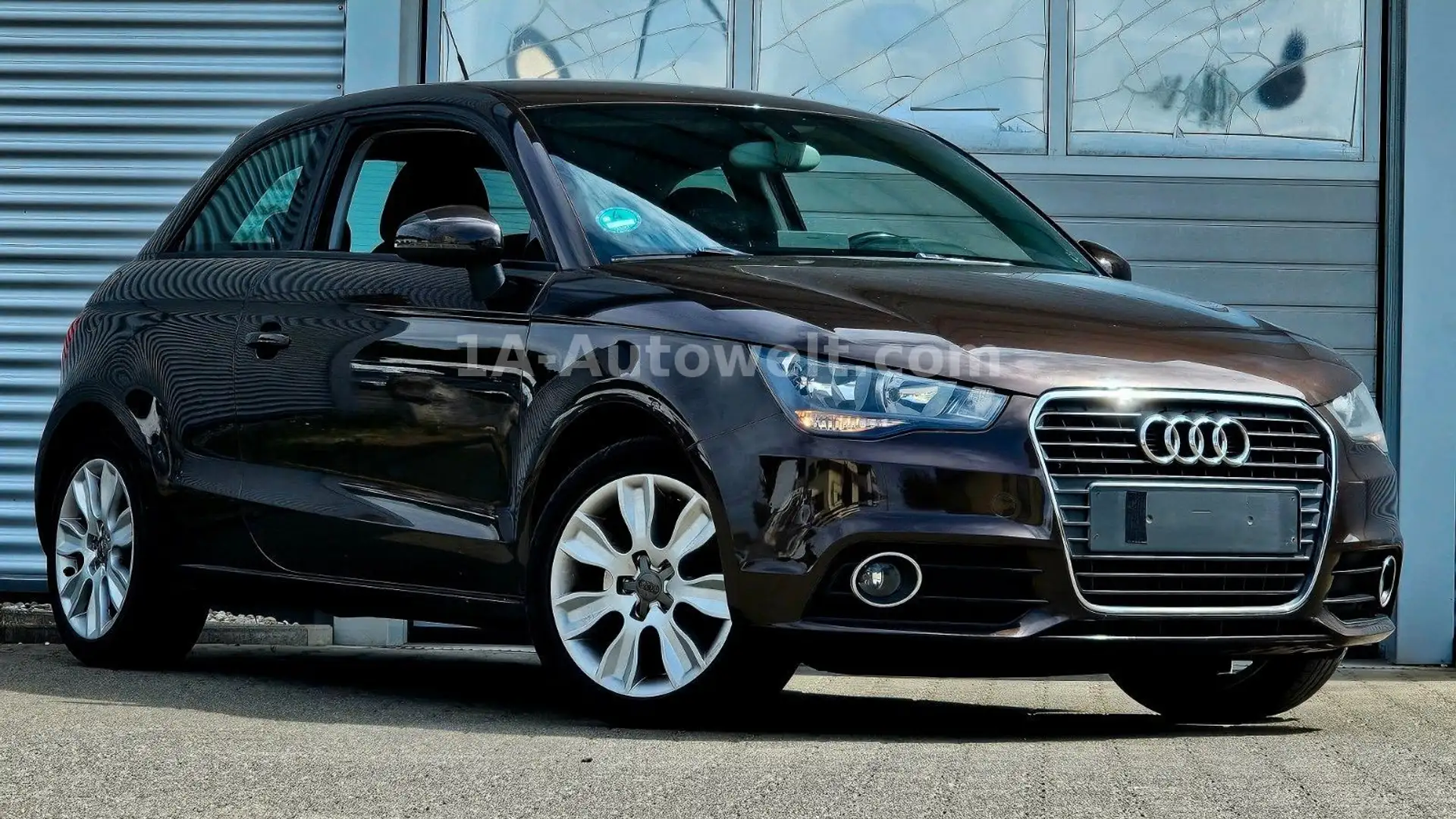 Audi A1 ambition Klima EFH PDC BC Alu Braun - 1