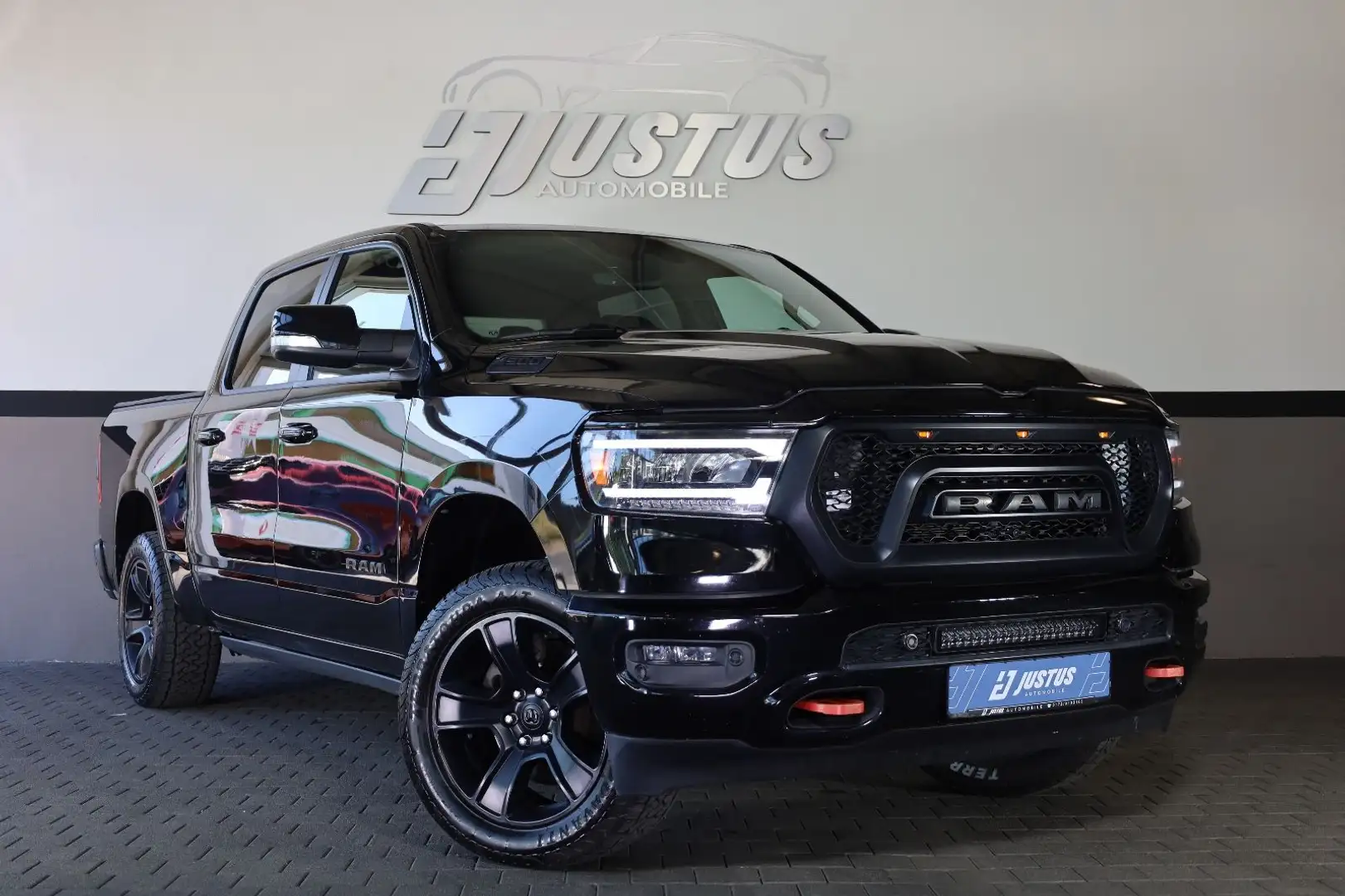 Dodge RAM 5.7 Sport/360*/ACC/STANDHEIZUNG/ALPINE/R20 Noir - 1