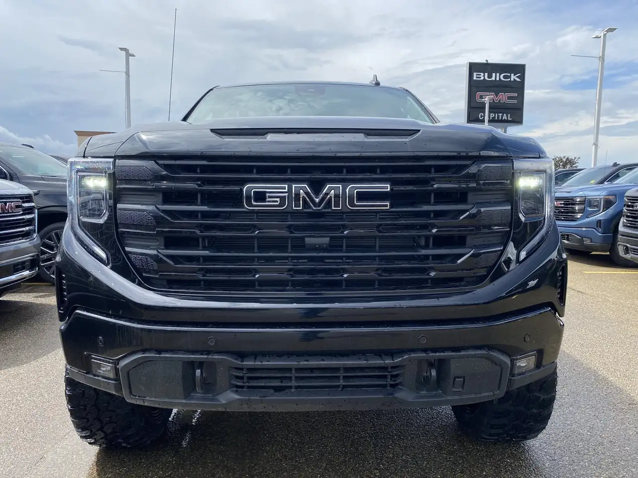 GMC Sierra 1500 снимка GMC Sierra 1500