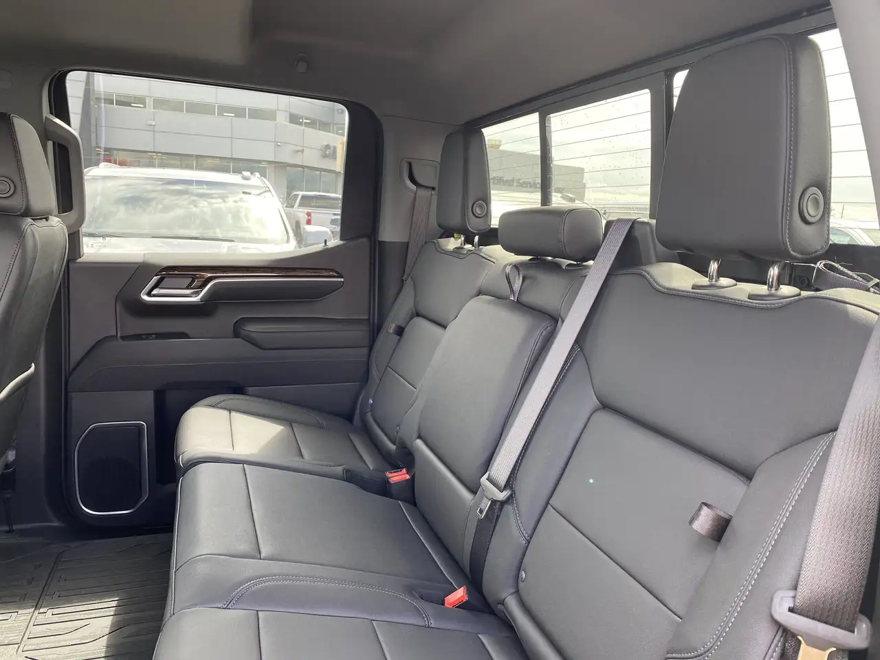 GMC Sierra 1500 снимка GMC Sierra 1500