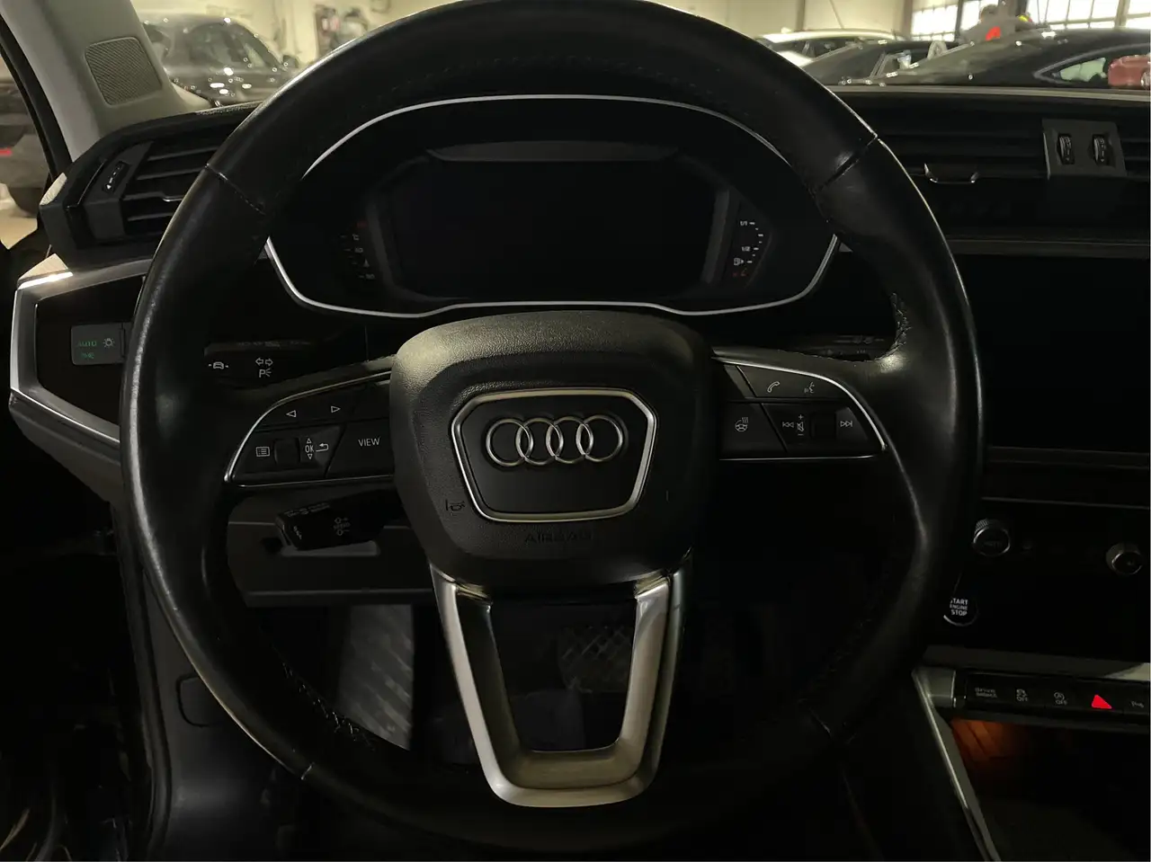 Audi Q3 photo Audi Q3