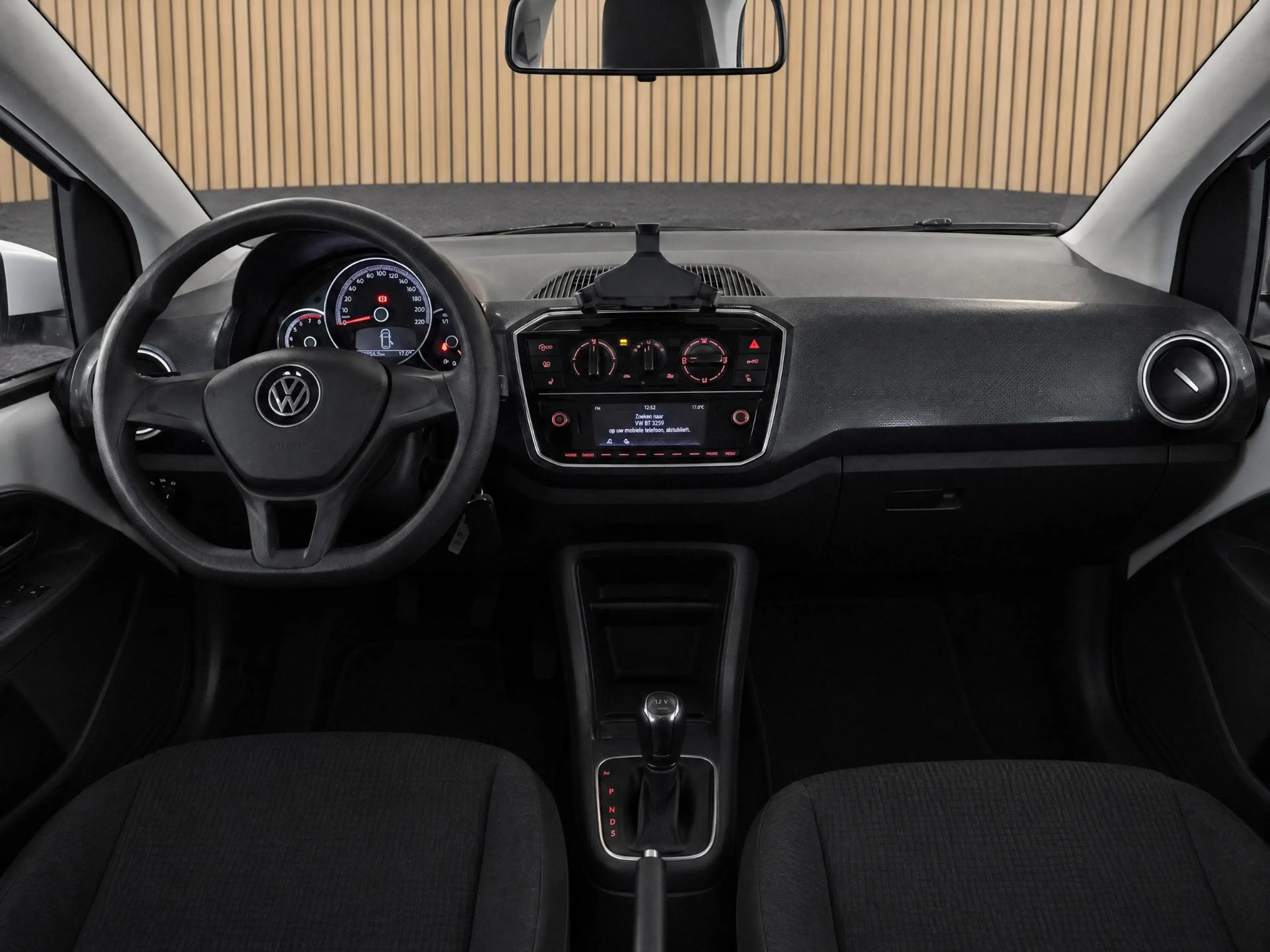 Volkswagen up! 1.0 |Rijklaar! |Stoelverw. |Camera |Bluetooth — photo 4