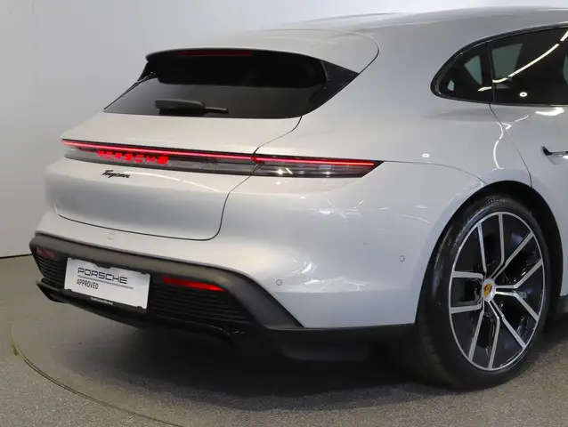 Porsche Taycan Sport Turismo Black Edition Ansicht 46
