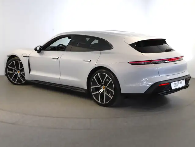 Porsche Taycan Sport Turismo Black Edition Ansicht 4