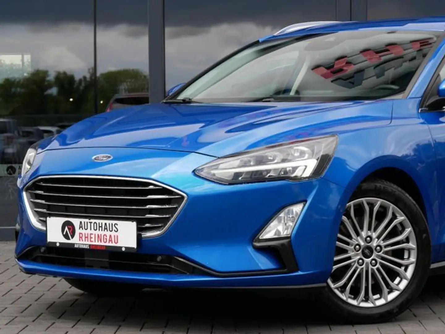 Ford Focus Turnier Titanium RFK LED DAB Blauw - 2