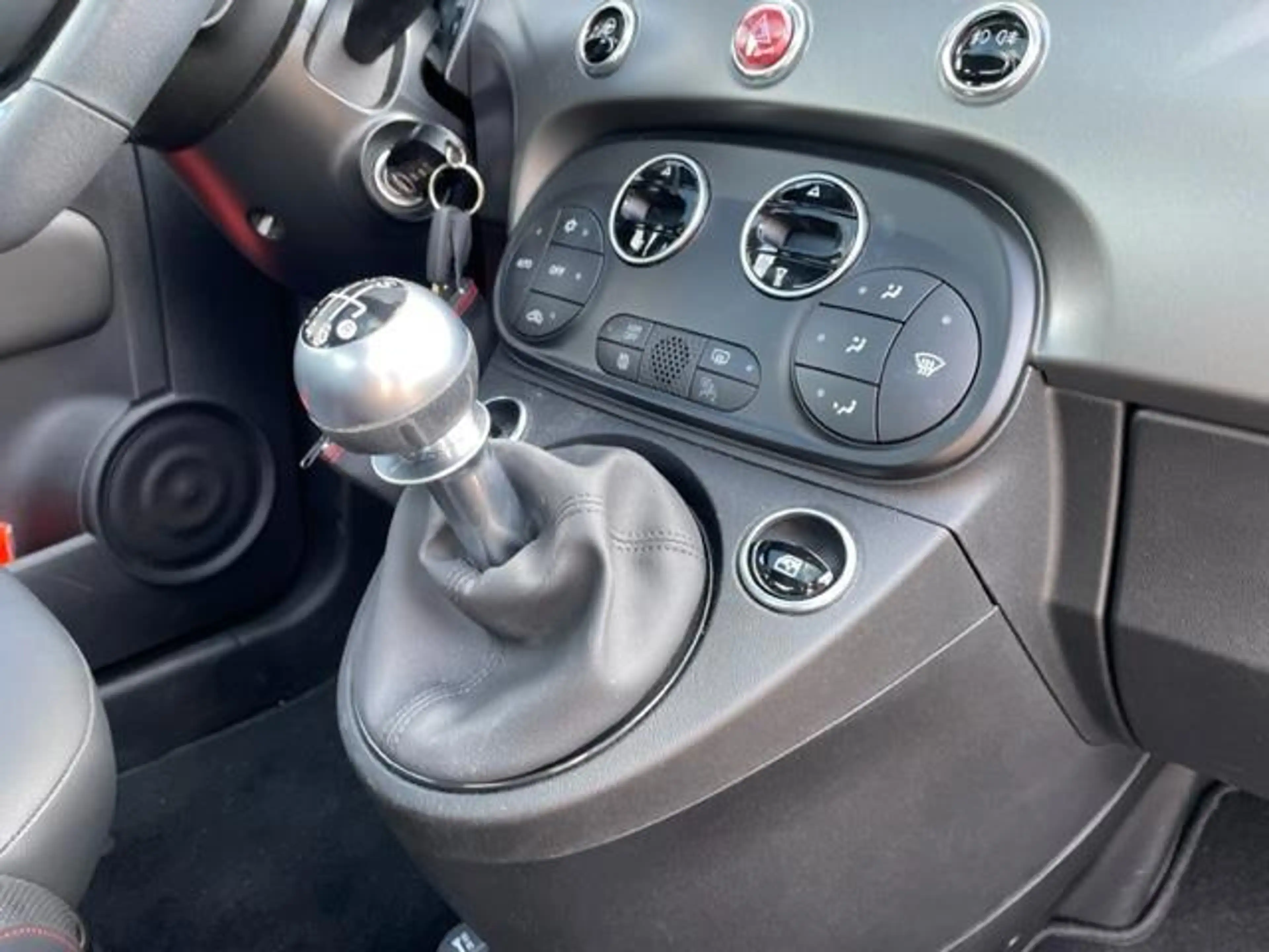 Fiat 500 1.0 Hybrid Sport *carplay *ecc *16” — photo 17