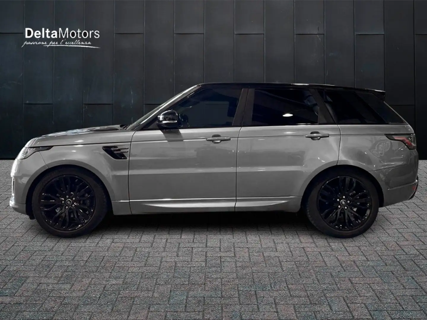 Land Rover Range Rover Sport - Range Rover Sport 3.0 TDV6 HSE Dynamic Noir - 2