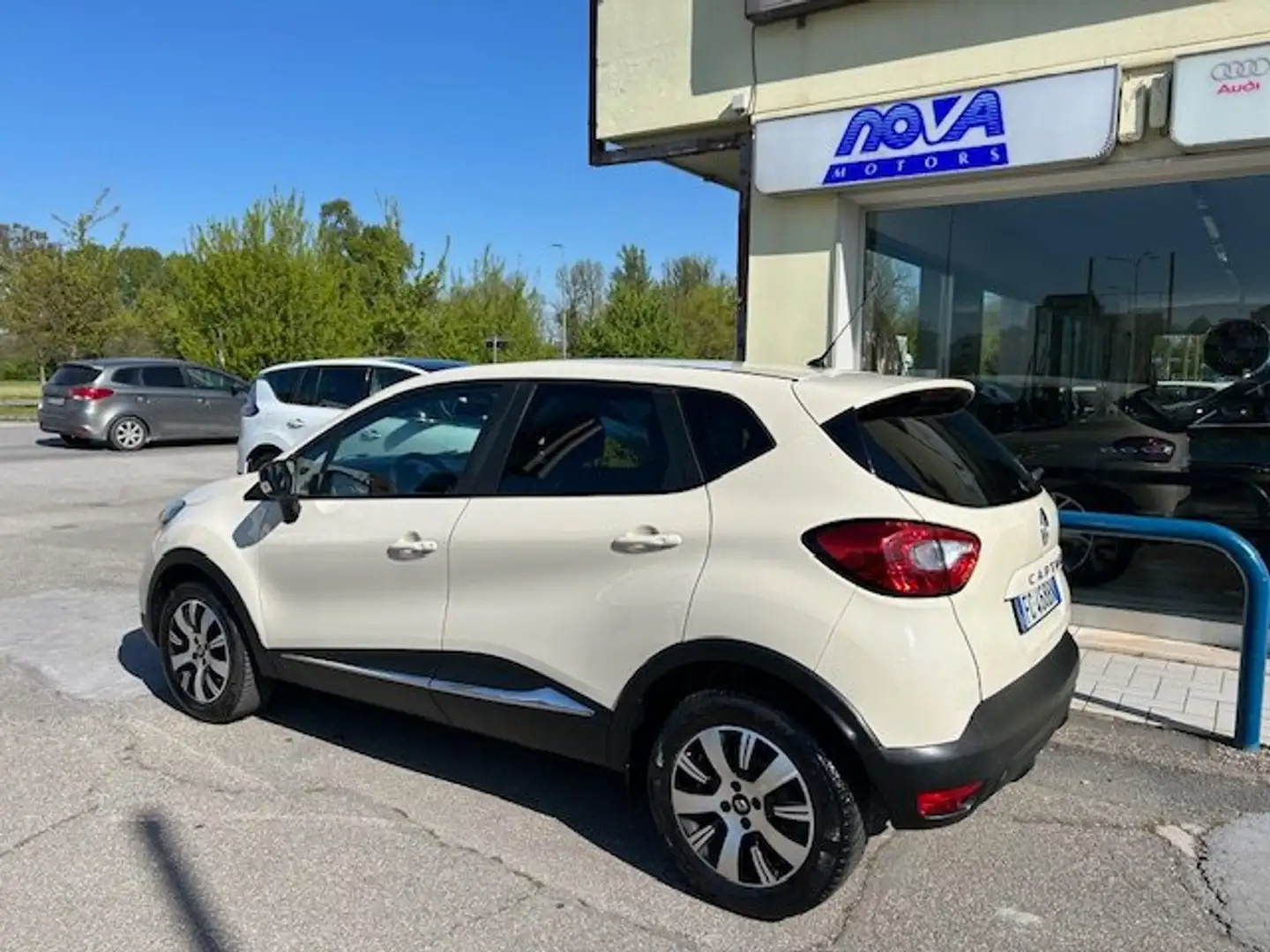 Renault Captur Captur 0.9 tce  90cv E6 OK NEOPATENTATI Blanco - 2