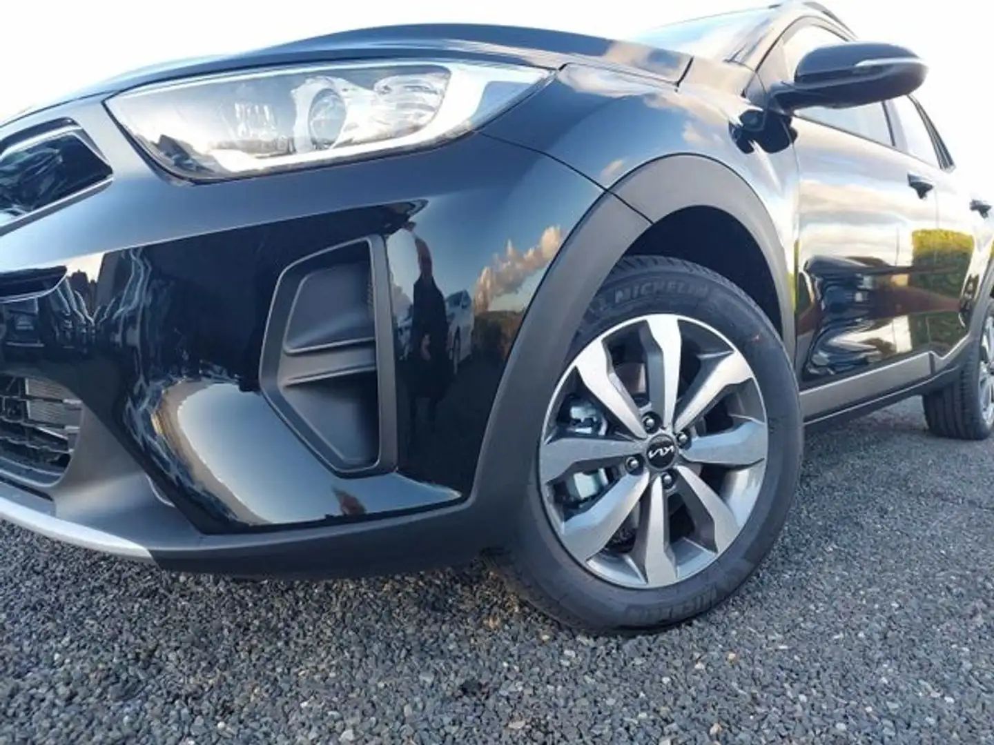 Kia Stonic 1.0 T-GDI Vision NAVI DAB APPS ALU PDC Kamera Noir - 2