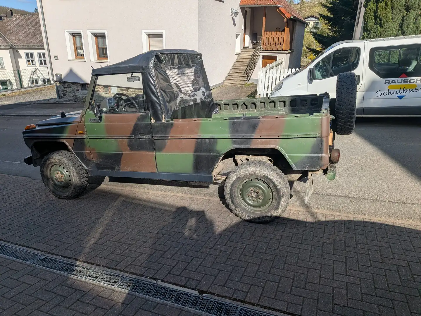 Mercedes-Benz G 240 GD - 2